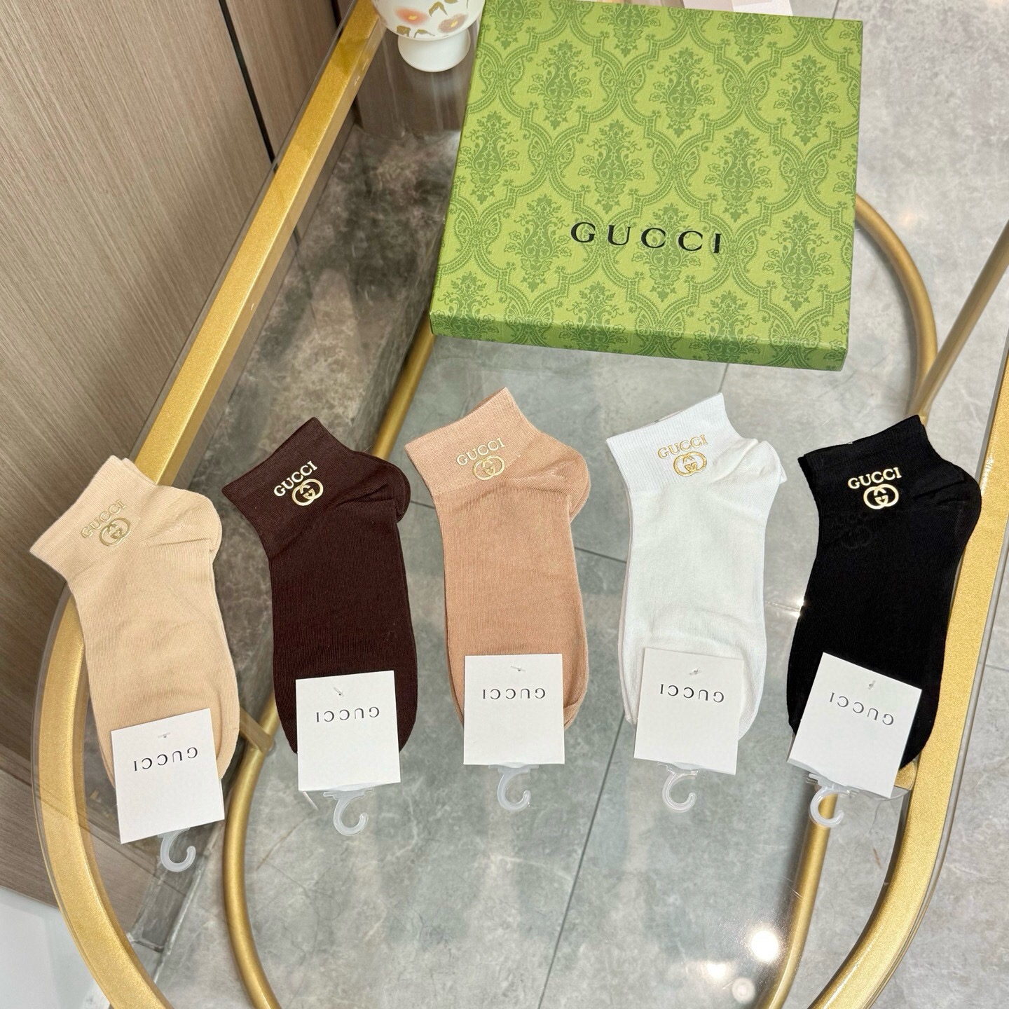 配包装【一盒五双】GUCCI · 古奇❗️GUCCI家新品烫金短筒男女款袜子❗️专柜同步长袜，超级经典的