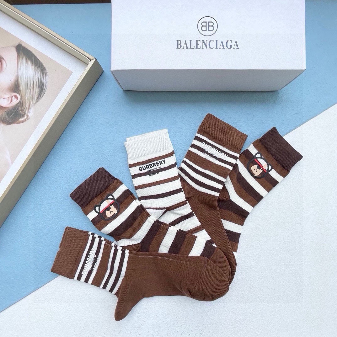 配包装【一盒五双】BALENCIAGA · 巴黎世家🌟 高品质🔥好看到爆炸欧美大牌高筒袜🔥男女款🌟潮人必
