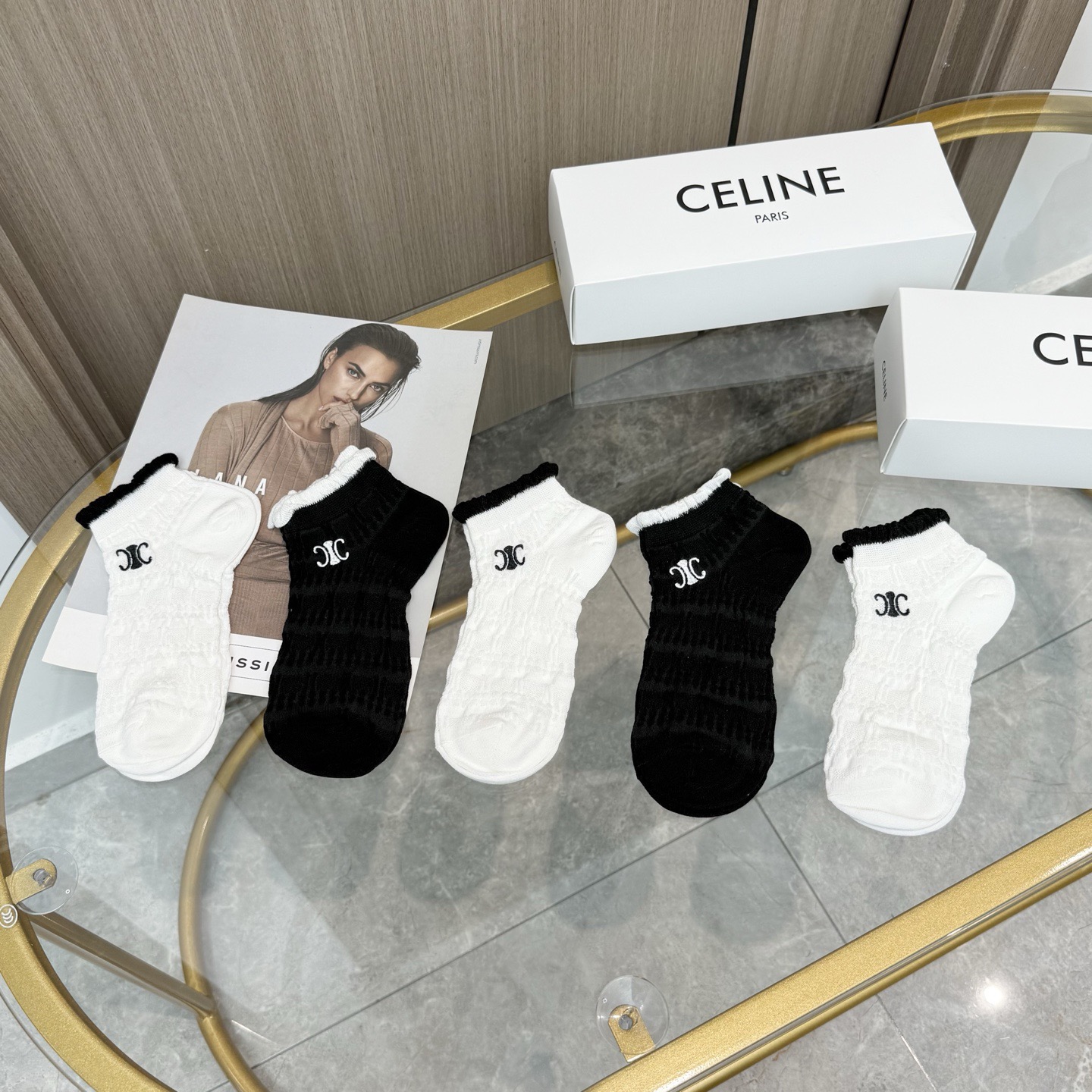 配包装【一盒五双】🌟Celine赛琳 爆款船袜🌟高版本 ～好看到爆炸 欧美大牌船袜🔥🌟潮人必不能少的专柜