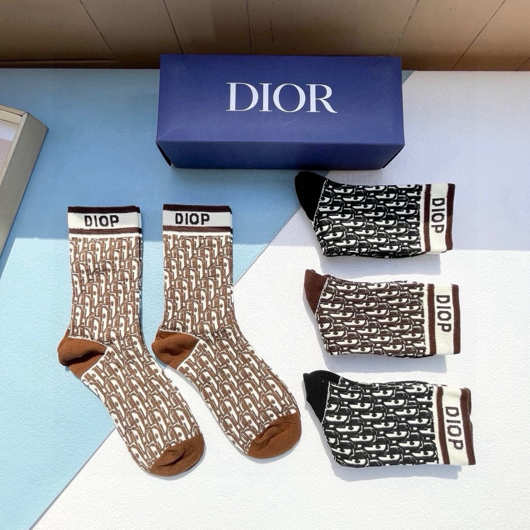 配包装【一盒五双】🌟欧美大牌 Dior迪奥 好看到爆炸欧美大牌高筒袜🔥男女款🌟潮人必不能少的专柜代购品质