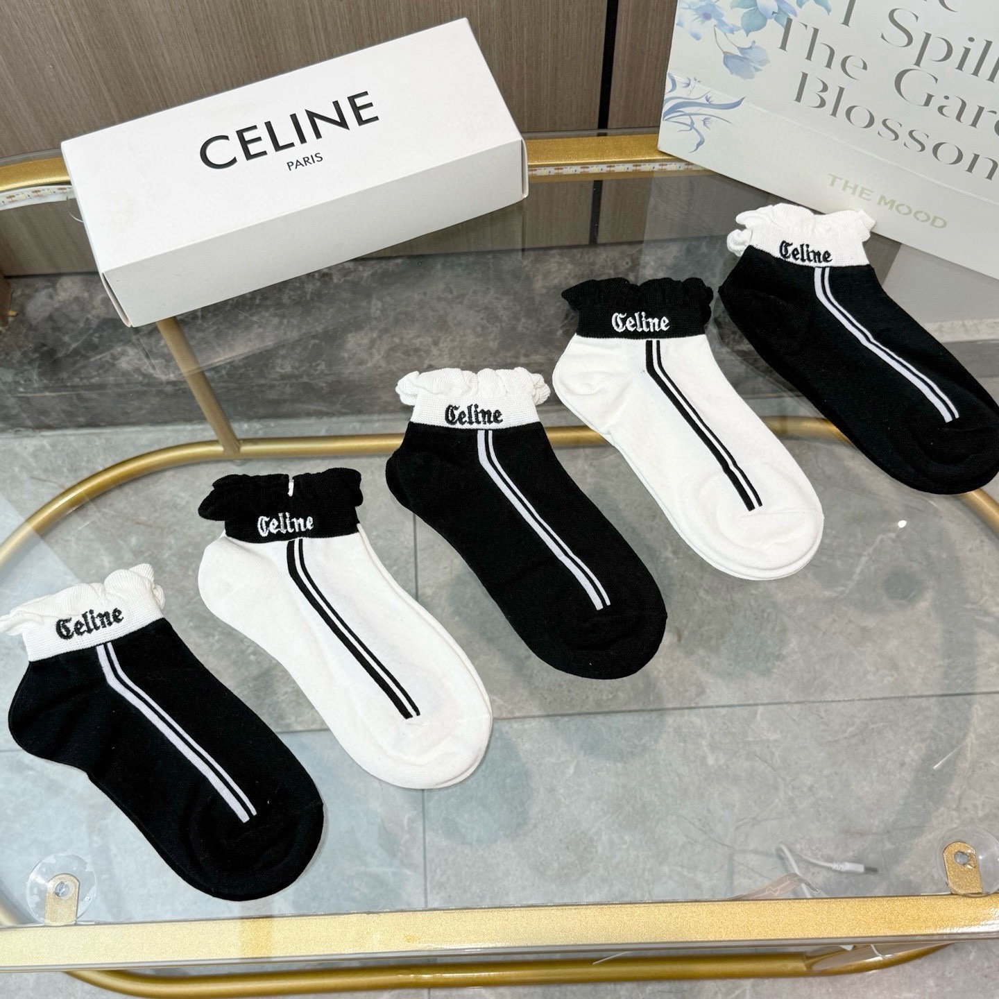 配包装【一盒五双】🌟Celine赛琳 爆款船袜🌟高版本 ～好看到爆炸 欧美大牌船袜🔥🌟潮人必不能少的专柜