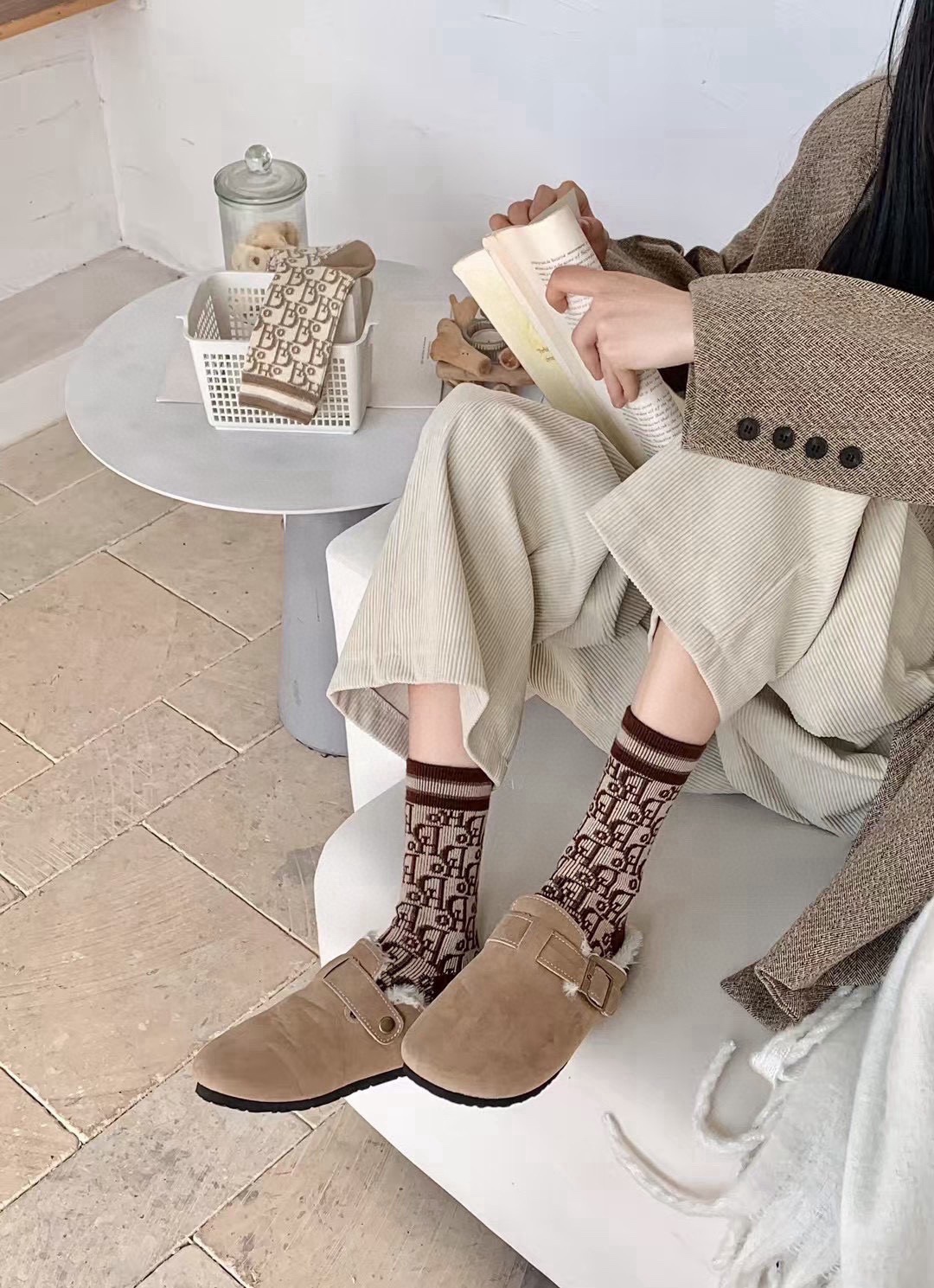 配包装【一盒四双】DIOR迪奥高版本 ～好看到爆炸CD 袜子🔥羊绒袜，超软糯🔥🔥潮人必不能少的CD专柜代