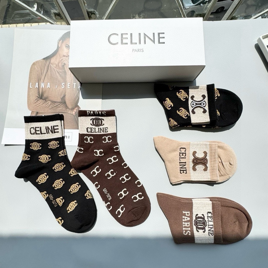 配包装【一盒五双】🌟Celine赛琳  爆款中筒袜🌟高版本 ～好看到爆炸 欧美大牌中筒袜。🌟潮人必不能少