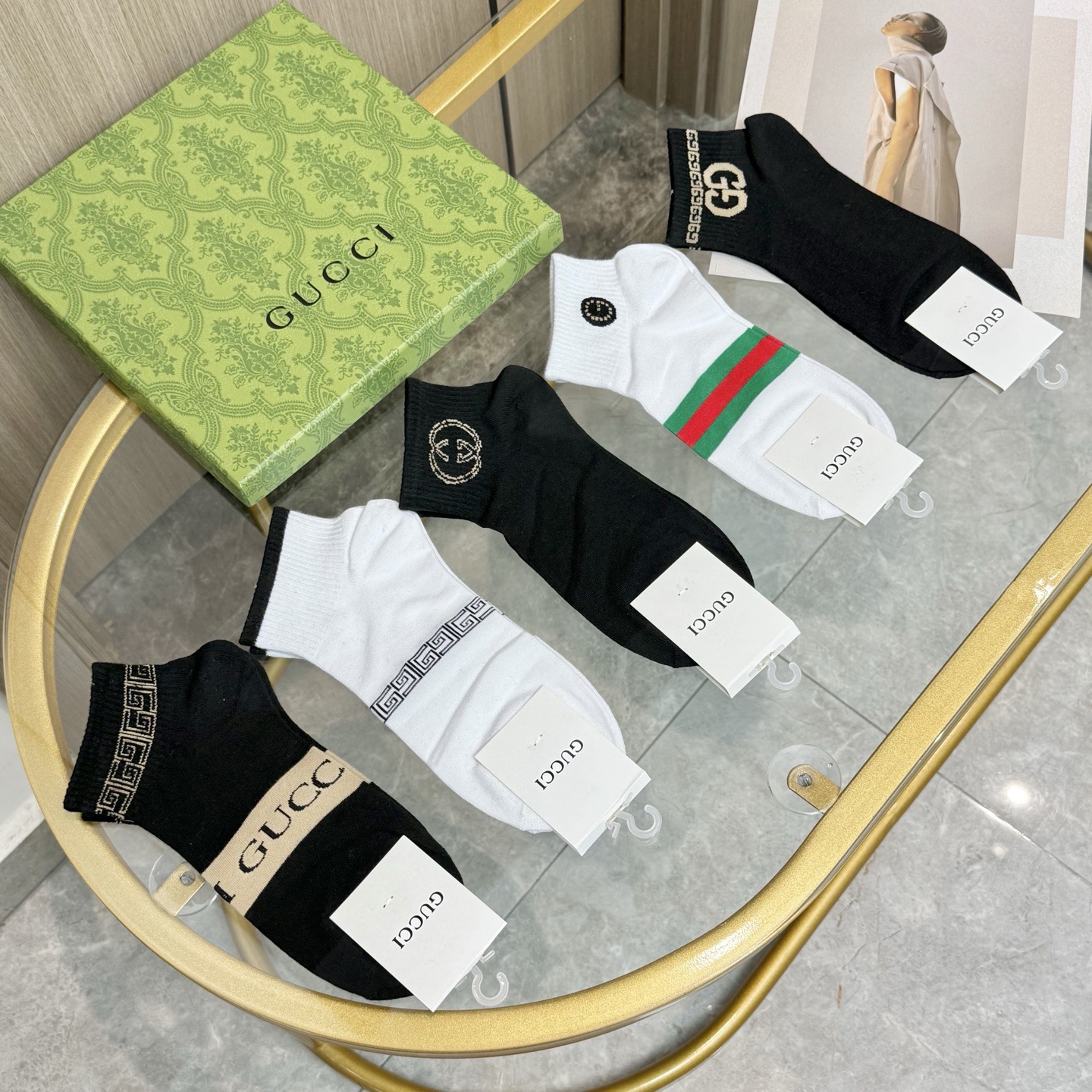 配包装【一盒五双】🌟GUCCI古奇🌟高版本 ～好看到爆炸 欧美大牌男女款船袜。🌟潮人必不能少的专柜代购品