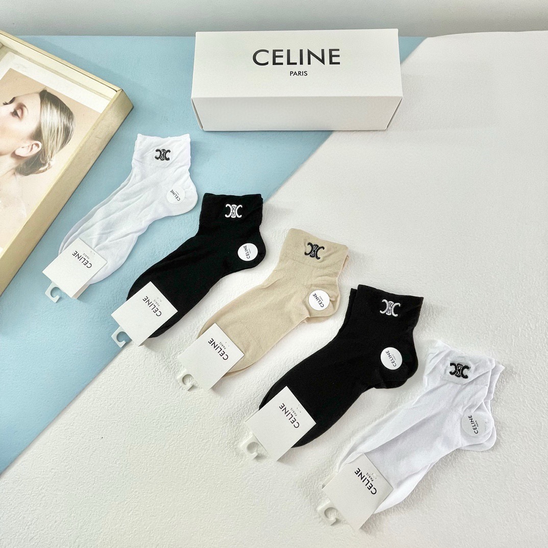 配包装【一盒五双】🌟Celine赛琳  爆款船袜🌟高版本 ～好看到爆炸 欧美大牌船袜。🌟潮人必不能少的专