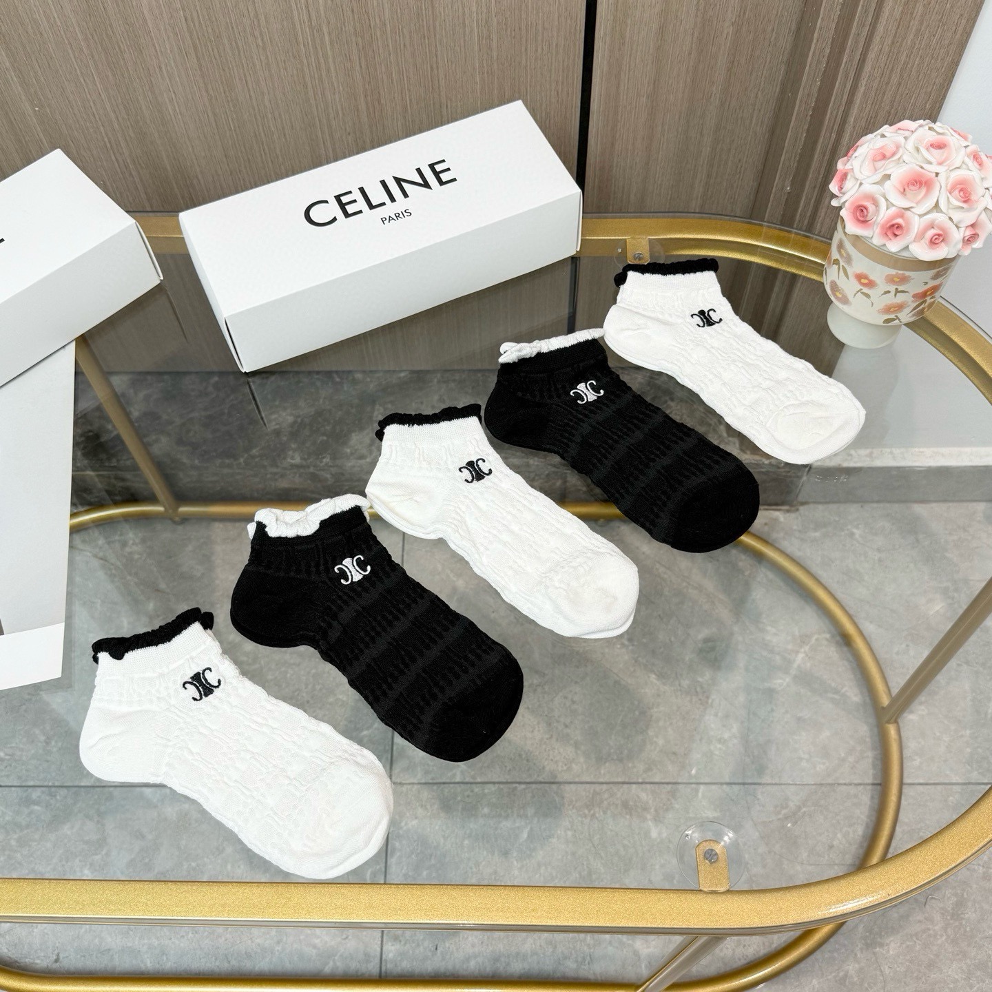 配包装【一盒五双】🌟Celine赛琳  爆款船袜🌟高版本 ～好看到爆炸 欧美大牌船袜。🌟潮人必不能少的专