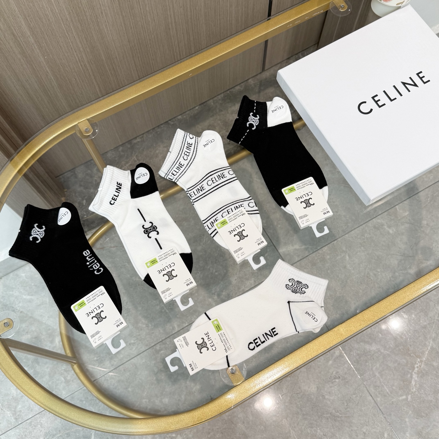 配包装【一盒五双】🌟Celine赛琳  爆款船袜🌟高版本 ～好看到爆炸 欧美大牌船袜。🌟潮人必不能少的专