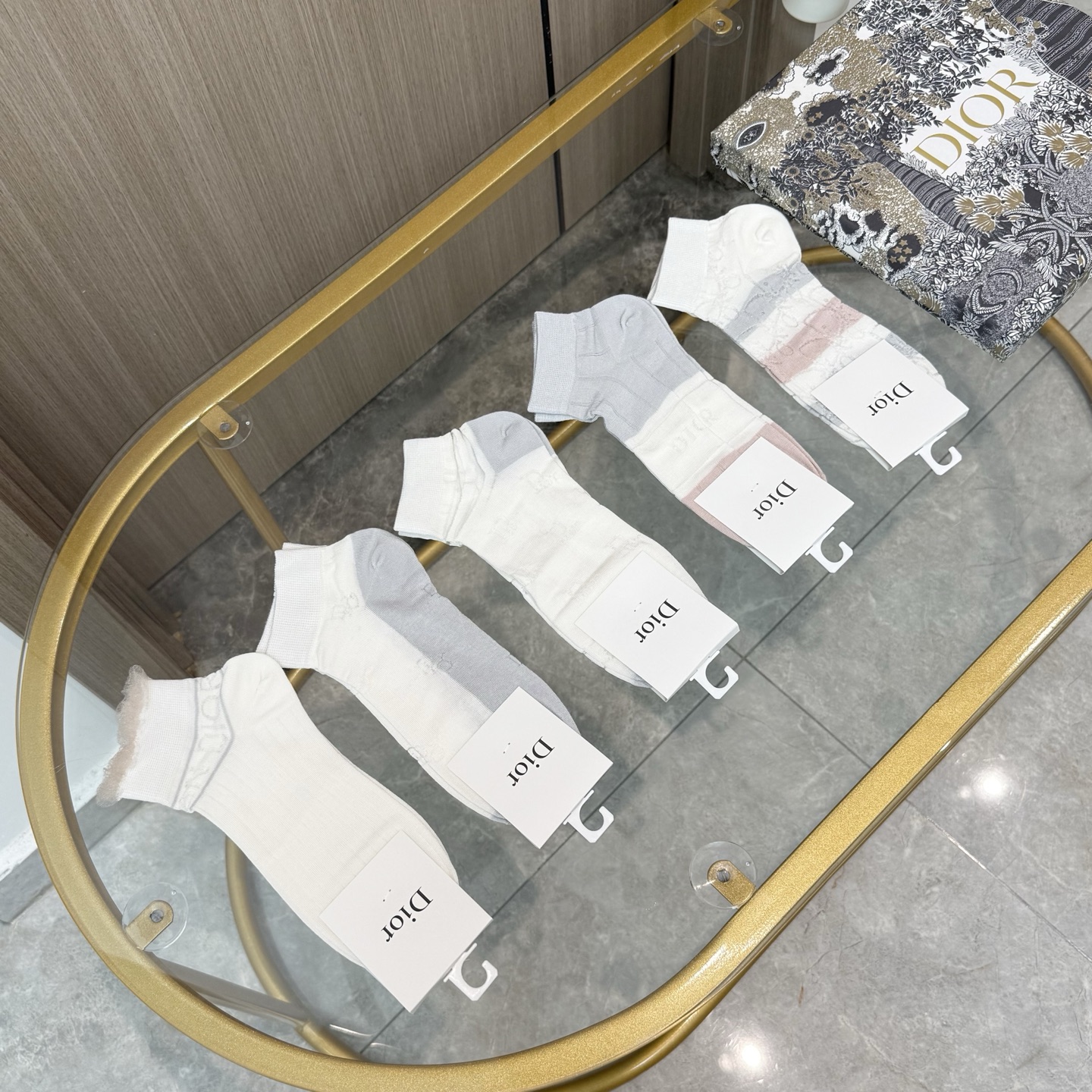 配包装【一盒五双】DIOR 迪奥ins超火爆小单品，Vintage 必备单品 短款🌟潮人必备 爆款，复古