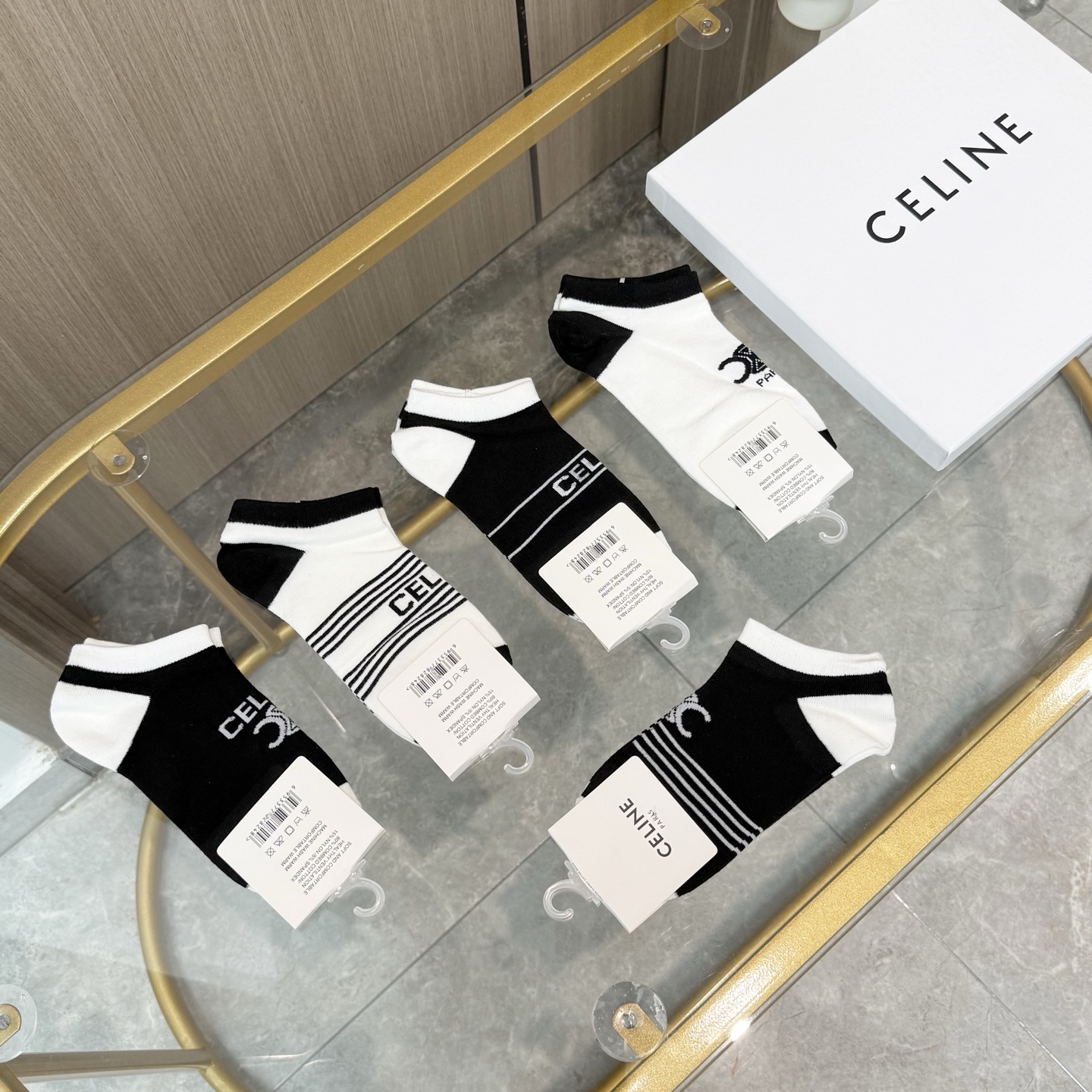配包装【一盒五双】🌟Celine赛琳  爆款船袜🌟高版本 ～好看到爆炸 欧美大牌船袜。🌟潮人必不能少的专
