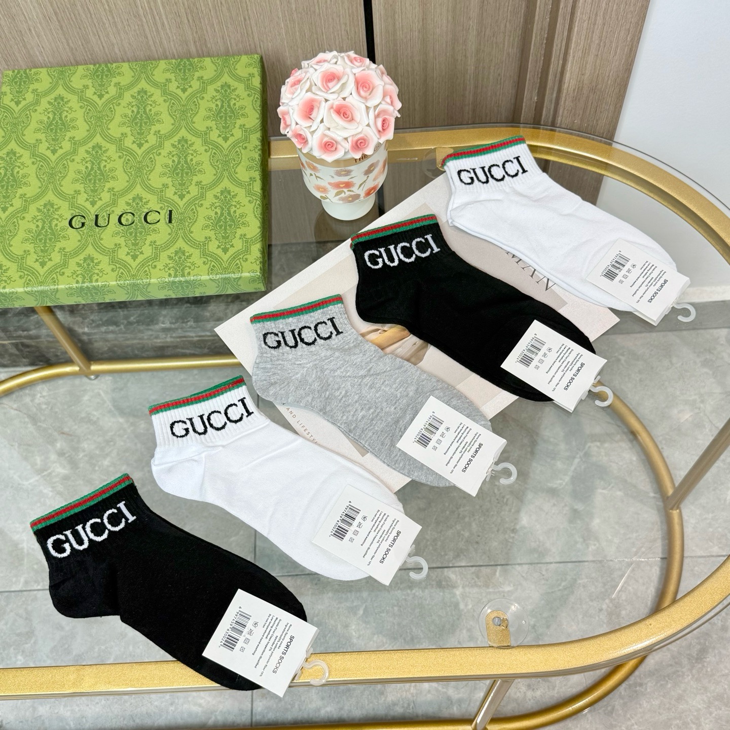 配包装【一盒五双】🌟Gucci 古奇 好看到爆炸欧美大牌短筒袜。🌟潮人必不能少的专柜代购品质 短筒袜子 