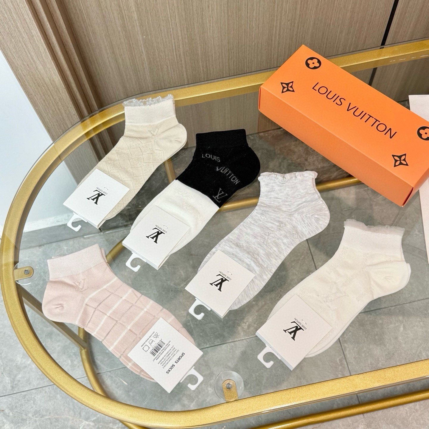配包装【一盒五双】LV 路易威登ins超火爆小单品，Vintage必备单品竹棉短袜🌟潮人必备 爆款，复古