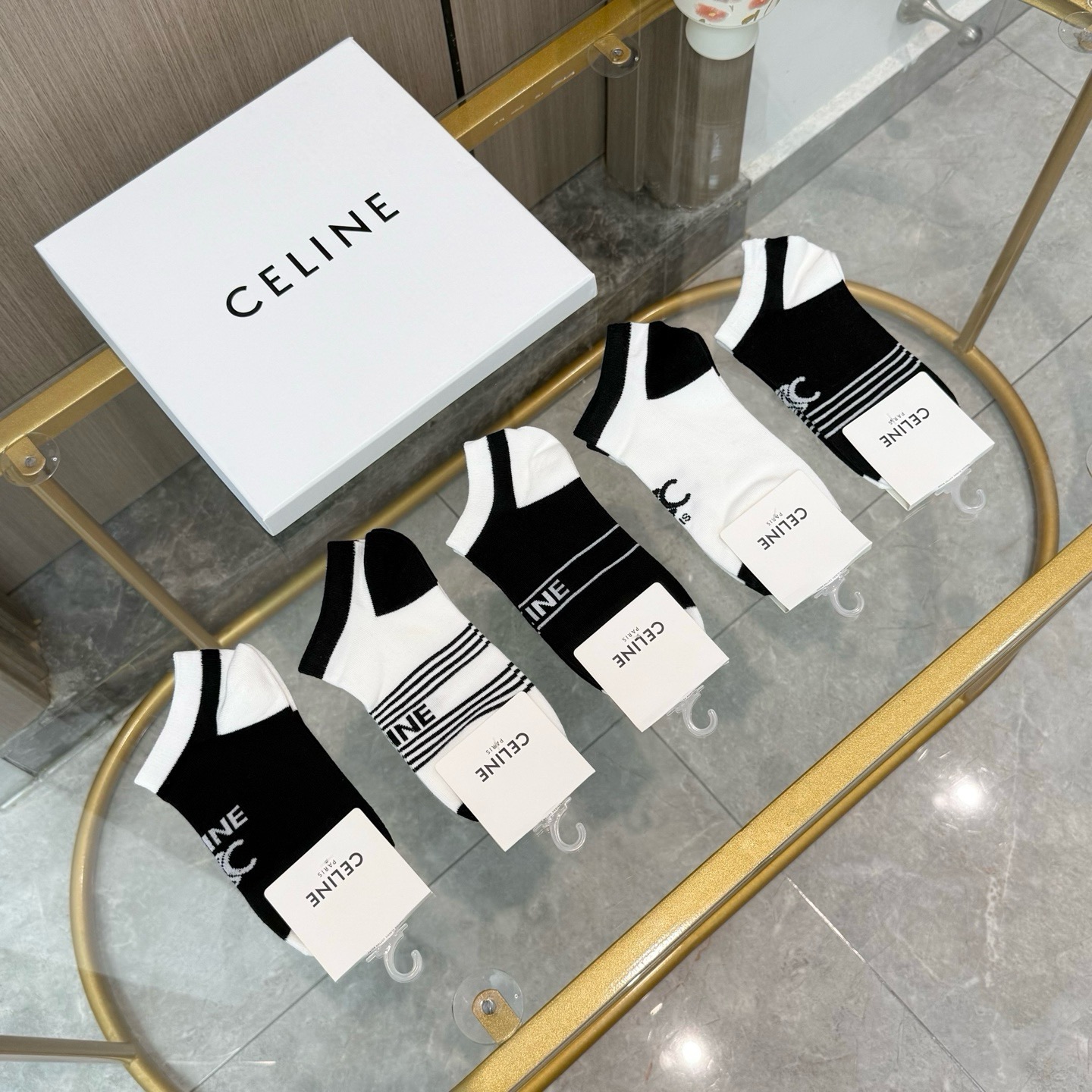 配包装【一盒五双】🌟Celine赛琳  爆款船袜🌟高版本 ～好看到爆炸 欧美大牌船袜。🌟潮人必不能少的专柜代购品质 袜子