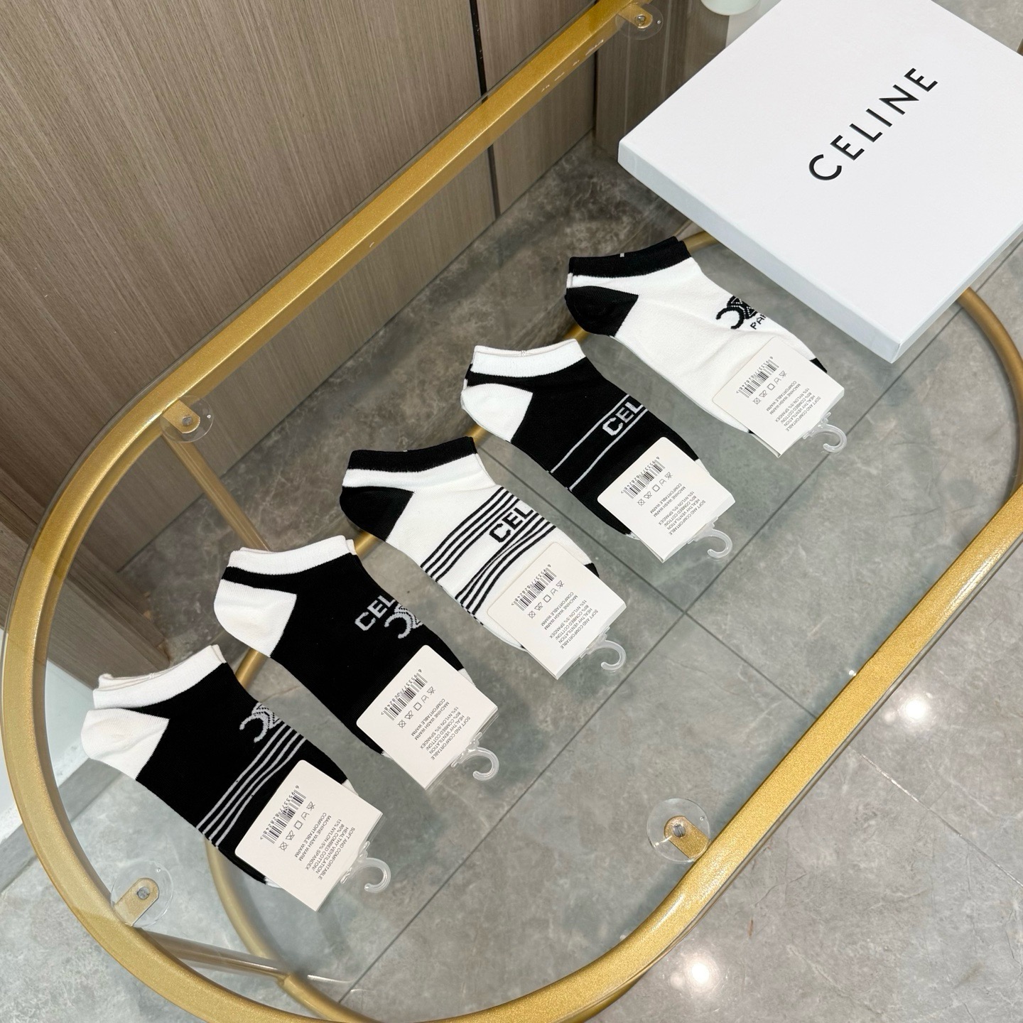 配包装【一盒五双】🌟Celine赛琳  爆款船袜🌟高版本 ～好看到爆炸 欧美大牌船袜。🌟潮人必不能少的专柜代购品质 袜子