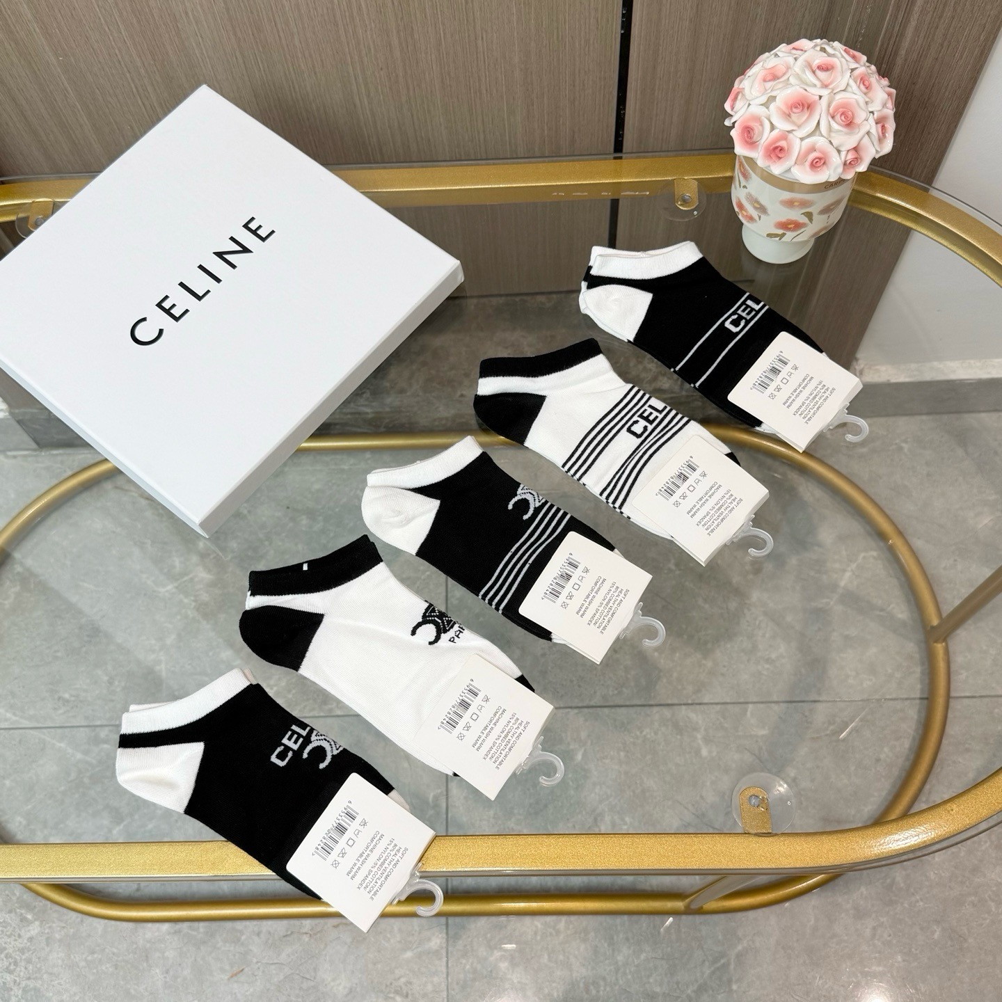 配包装【一盒五双】🌟Celine赛琳  爆款船袜🌟高版本 ～好看到爆炸 欧美大牌船袜。🌟潮人必不能少的专柜代购品质 袜子
