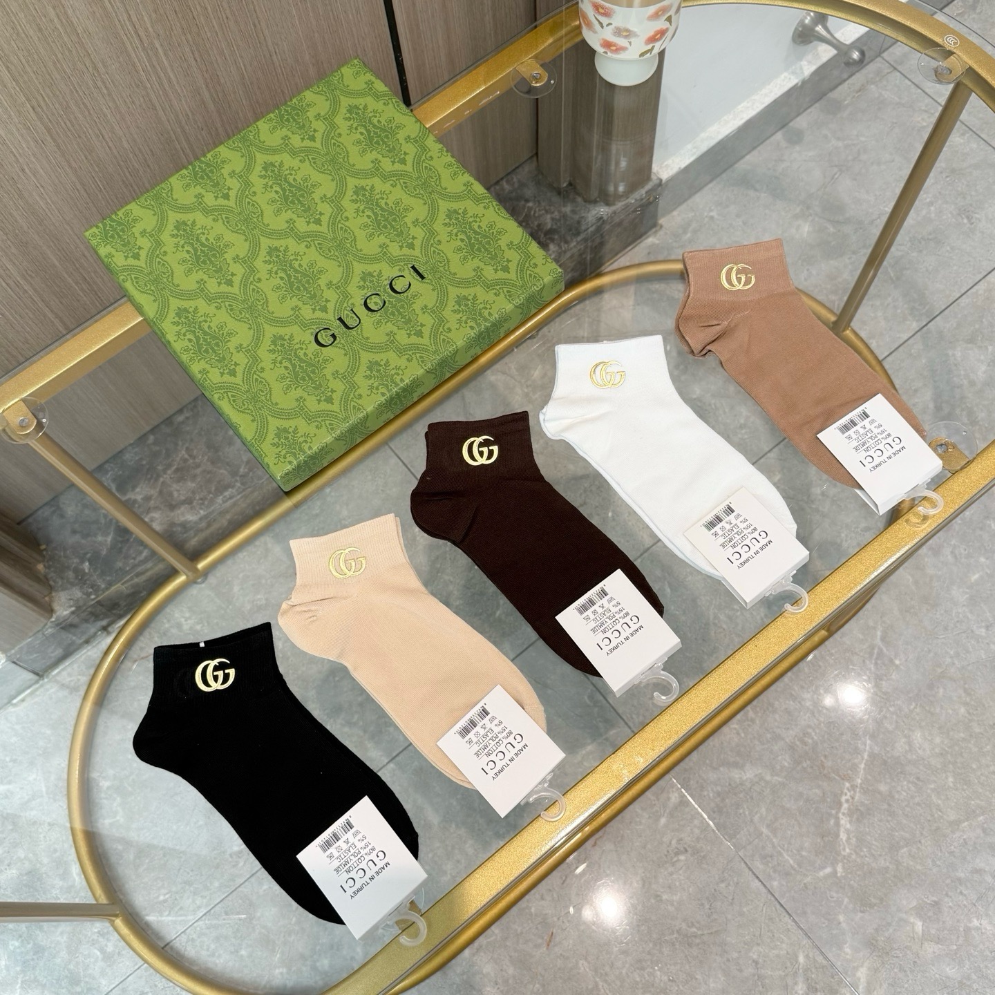 配包装【一盒五双】GUCCI · 古奇❗️GUCCI家新品烫金短筒男女款袜子❗️专柜同步长袜，超级经典的G家标志百看不厌