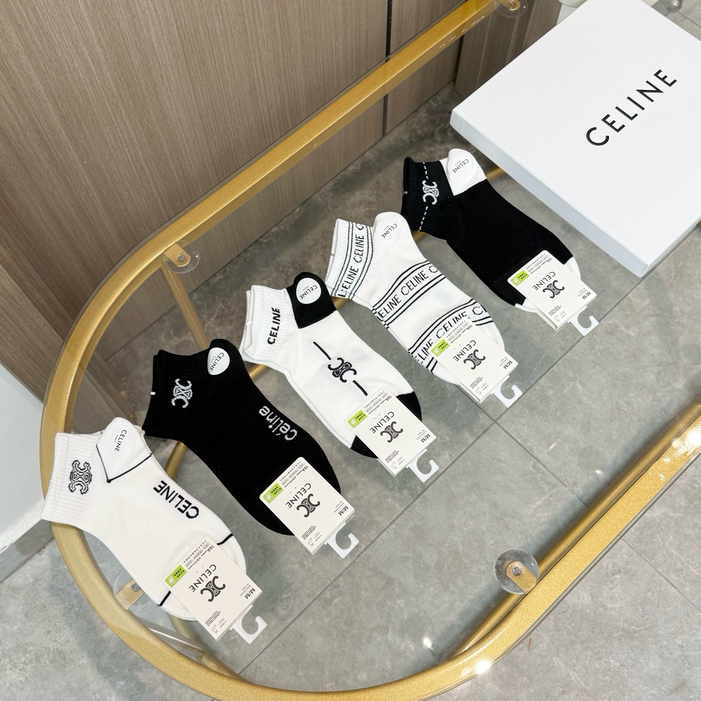 配包装【一盒五双】🌟Celine赛琳  爆款船袜🌟高版本 ～好看到爆炸 欧美大牌船袜。🌟潮人必不能少的专柜代购品质 袜子