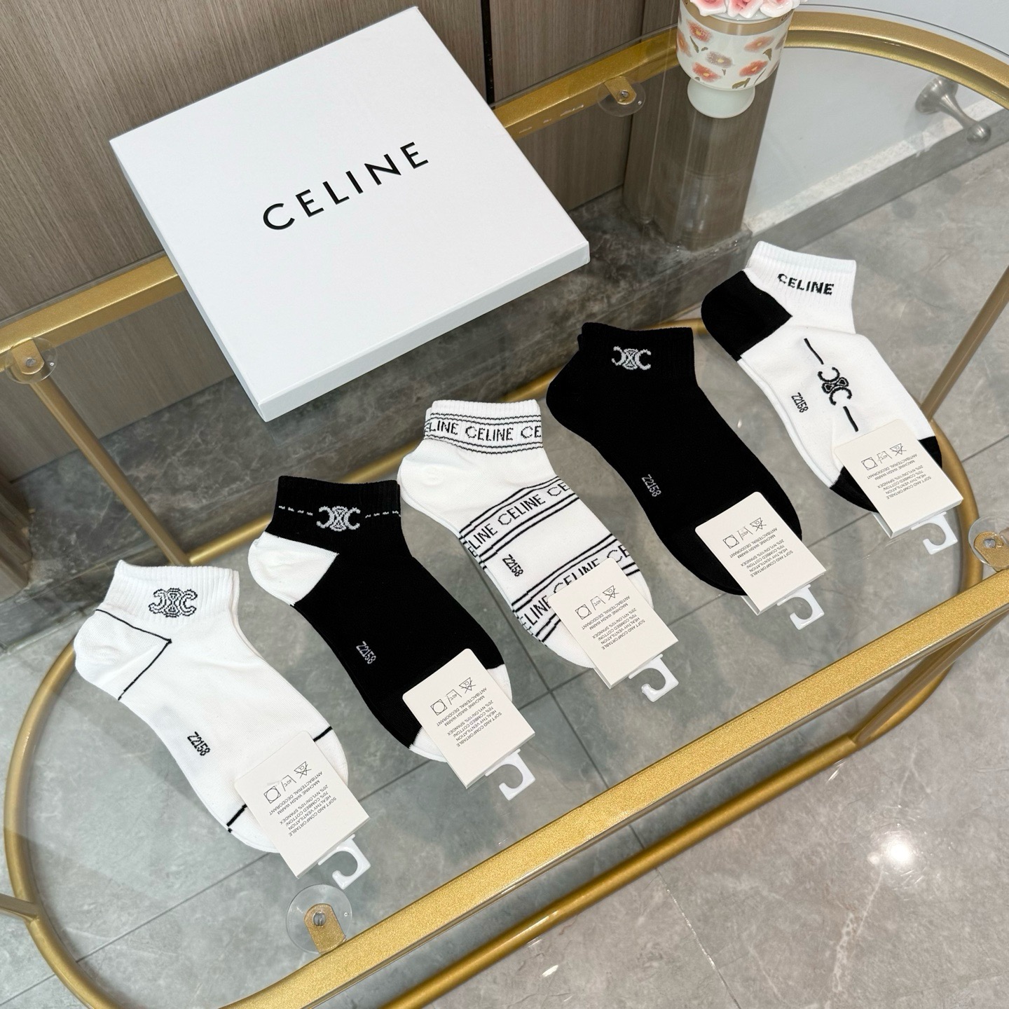 配包装【一盒五双】🌟Celine赛琳  爆款船袜🌟高版本 ～好看到爆炸 欧美大牌船袜。🌟潮人必不能少的专柜代购品质 袜子