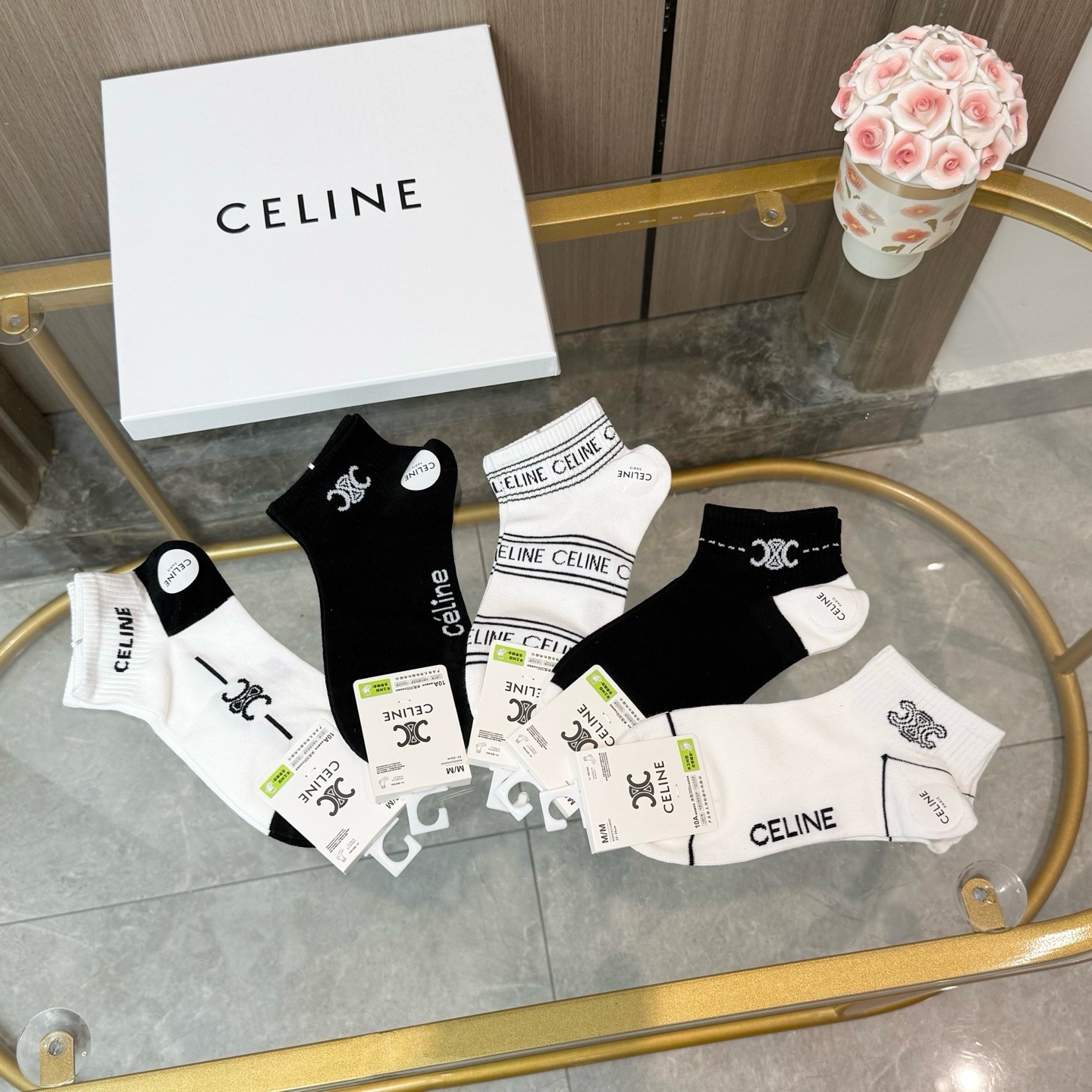 配包装【一盒五双】🌟Celine赛琳  爆款船袜🌟高版本 ～好看到爆炸 欧美大牌船袜。🌟潮人必不能少的专柜代购品质 袜子