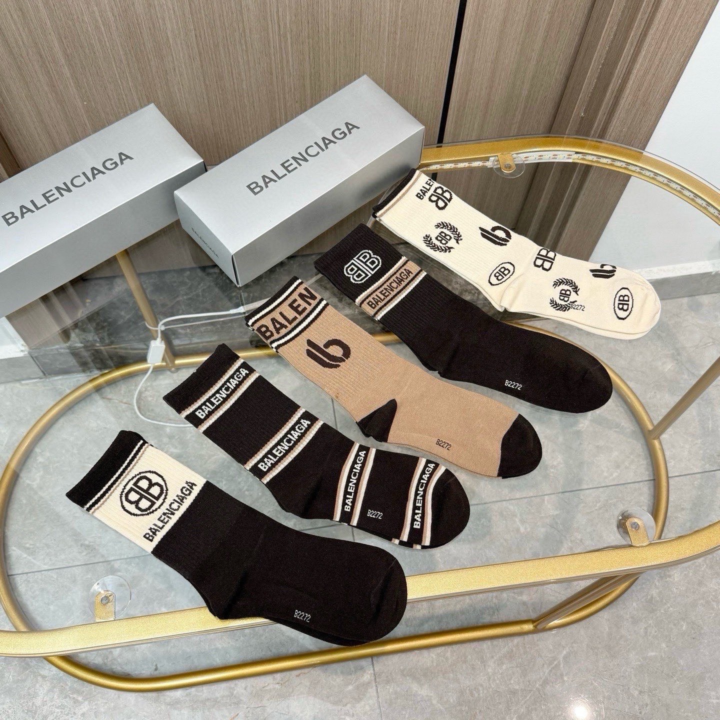 配包装【一盒五双】BALENCIAGA · 巴黎世家🌟 好看到爆炸欧美大牌高筒袜。男女款🌟潮人必不能少的专柜代购品质高筒