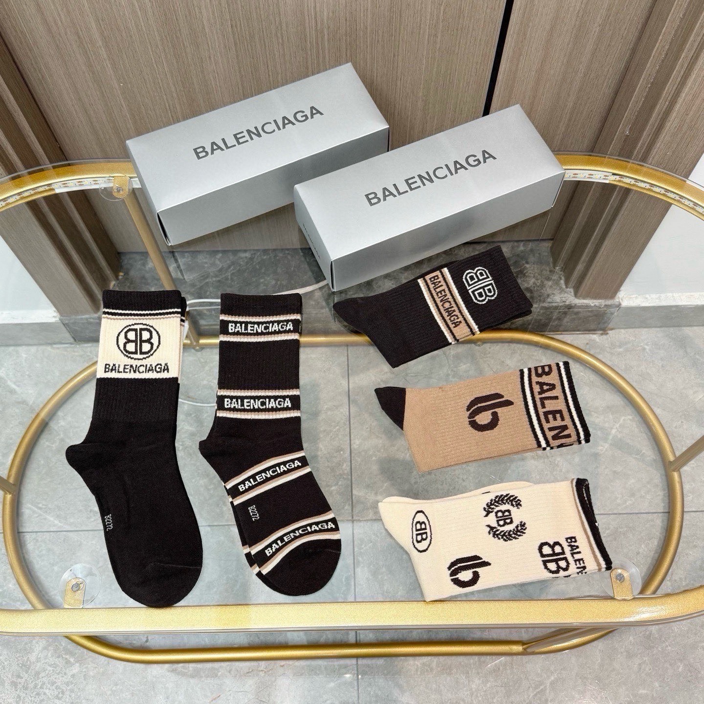 配包装【一盒五双】BALENCIAGA · 巴黎世家🌟 好看到爆炸欧美大牌高筒袜。男女款🌟潮人必不能少的专柜代购品质高筒