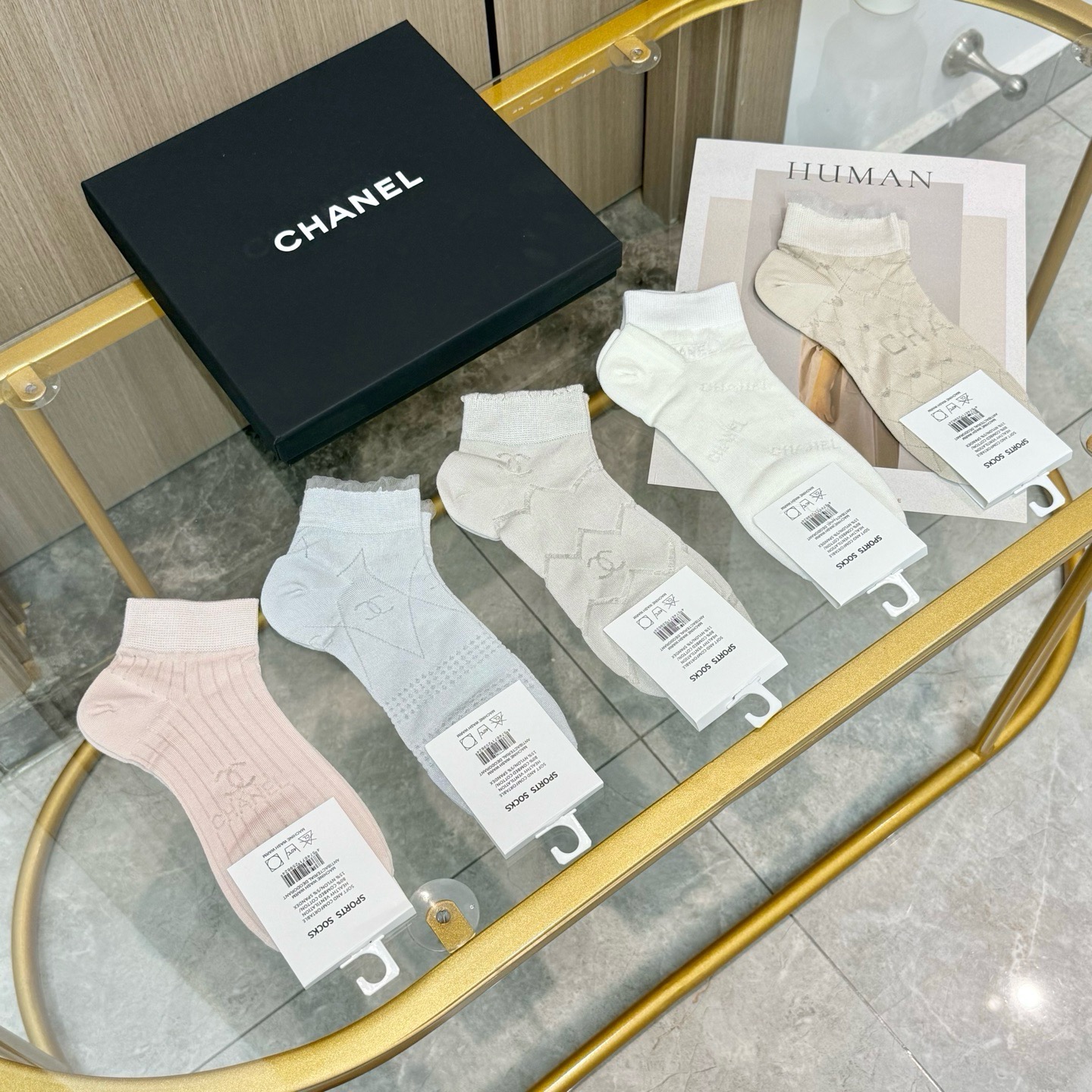 配包装【一盒五双】CHANEL 香奈儿ins超火爆小单品，Vintage必备单品竹棉短袜🌟潮人必备 爆款，复古纹身短袜。