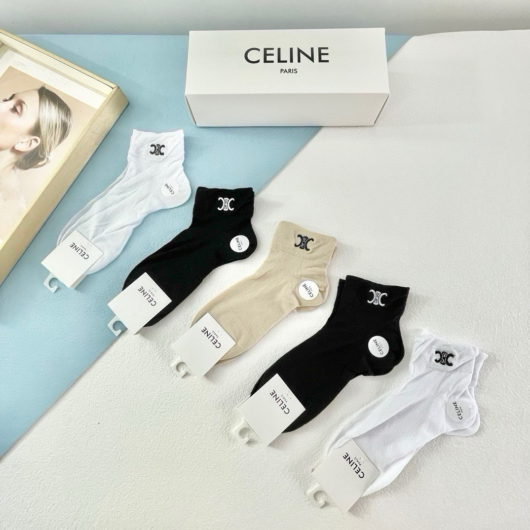配包装【一盒五双】🌟Celine赛琳  爆款船袜🌟高版本 ～好看到爆炸 欧美大牌船袜。🌟潮人必不能少的专柜代购品质 袜子