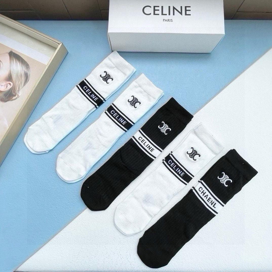 配包装【一盒五双】CELINE · 赛琳❗️高品质。超级爆款网红直筒袜子❗️ce家官网同步刺绣字母中筒袜，ins明星网红