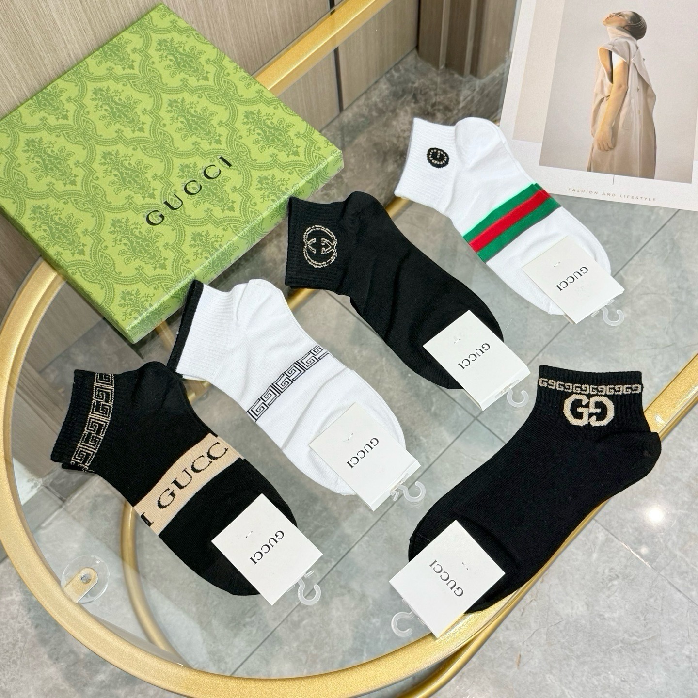 配包装【一盒五双】🌟GUCCI古奇🌟高版本 ～好看到爆炸 欧美大牌男女款船袜。🌟潮人必不能少的专柜代购品质 袜子 ，搭配