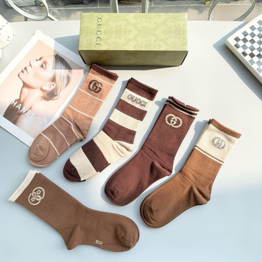 配包装【一盒五双】Gucci · 古奇❗️网红爆款出货~G家新品专柜对版袜子❗️纯棉材质织造，超级柔软舒适，罗口经典金线