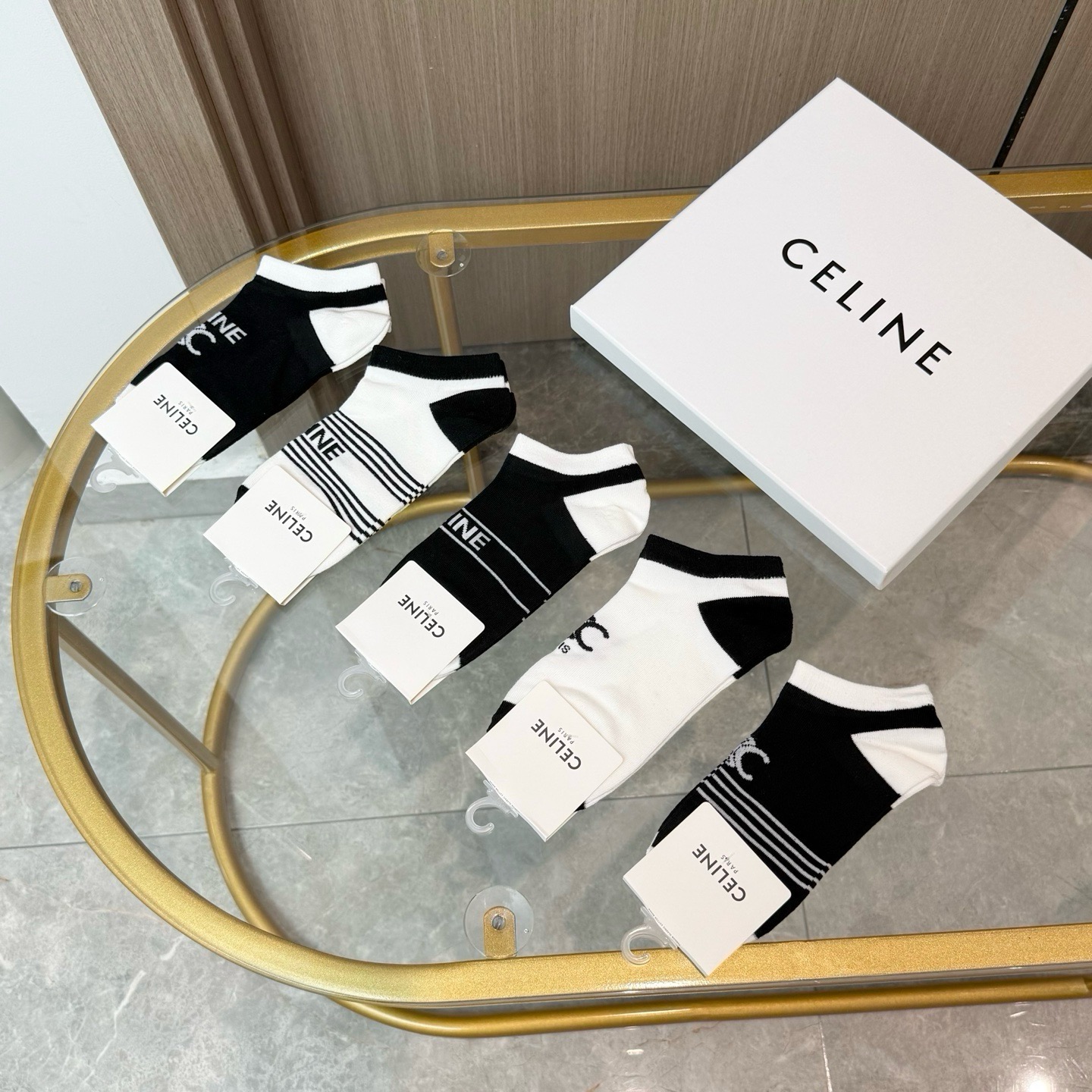 配包装【一盒五双】🌟Celine赛琳  爆款船袜🌟高版本 ～好看到爆炸 欧美大牌船袜。🌟潮人必不能少的专柜代购品质 袜子