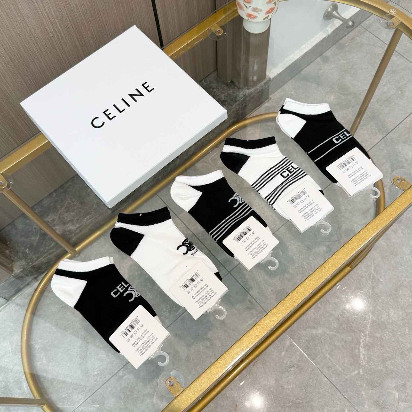 配包装【一盒五双】🌟Celine赛琳  爆款船袜🌟高版本 ～好看到爆炸 欧美大牌船袜。🌟潮人必不能少的专柜代购品质 袜子