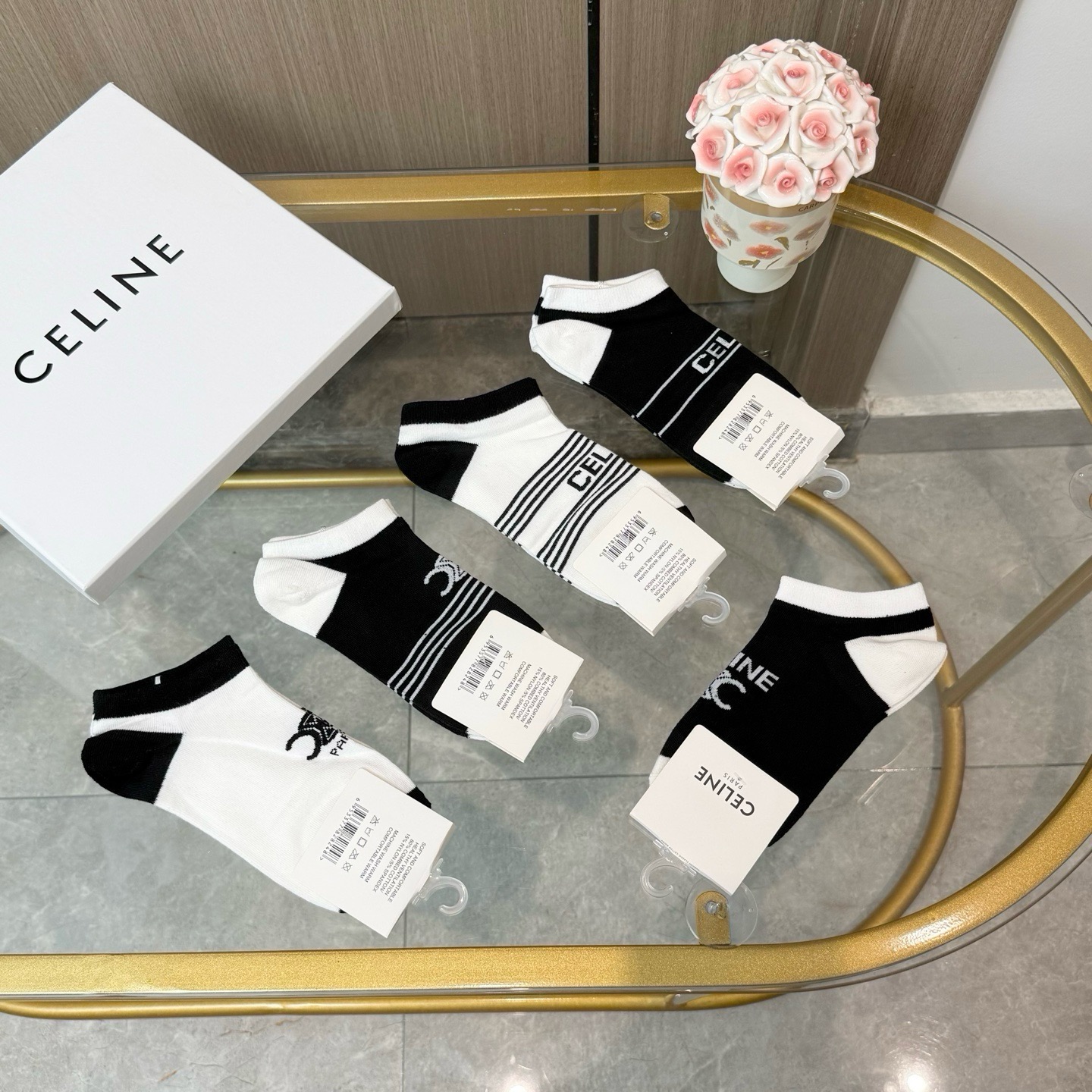 配包装【一盒五双】🌟Celine赛琳  爆款船袜🌟高版本 ～好看到爆炸 欧美大牌船袜。🌟潮人必不能少的专柜代购品质 袜子