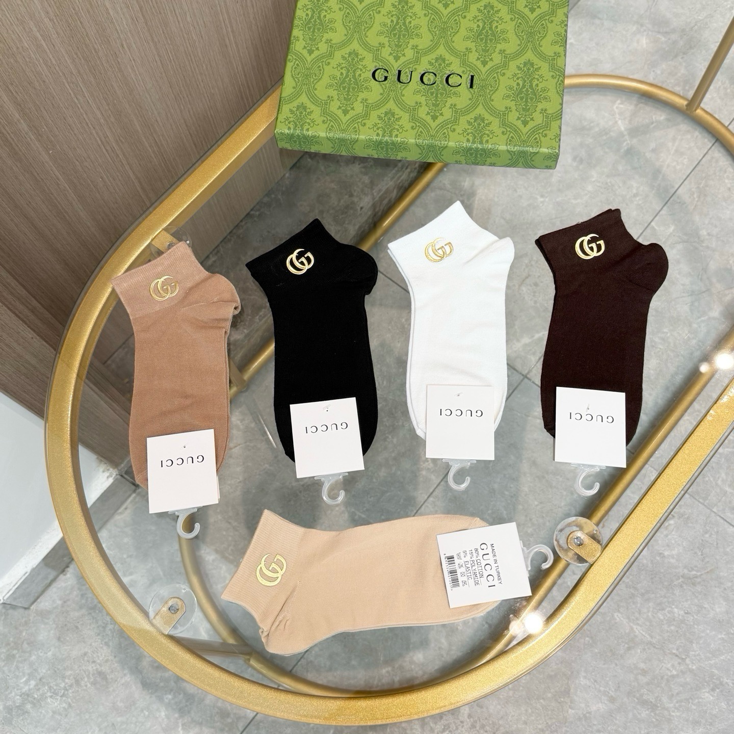 配包装【一盒五双】GUCCI · 古奇❗️GUCCI家新品烫金短筒男女款袜子❗️专柜同步长袜，超级经典的G家标志百看不厌