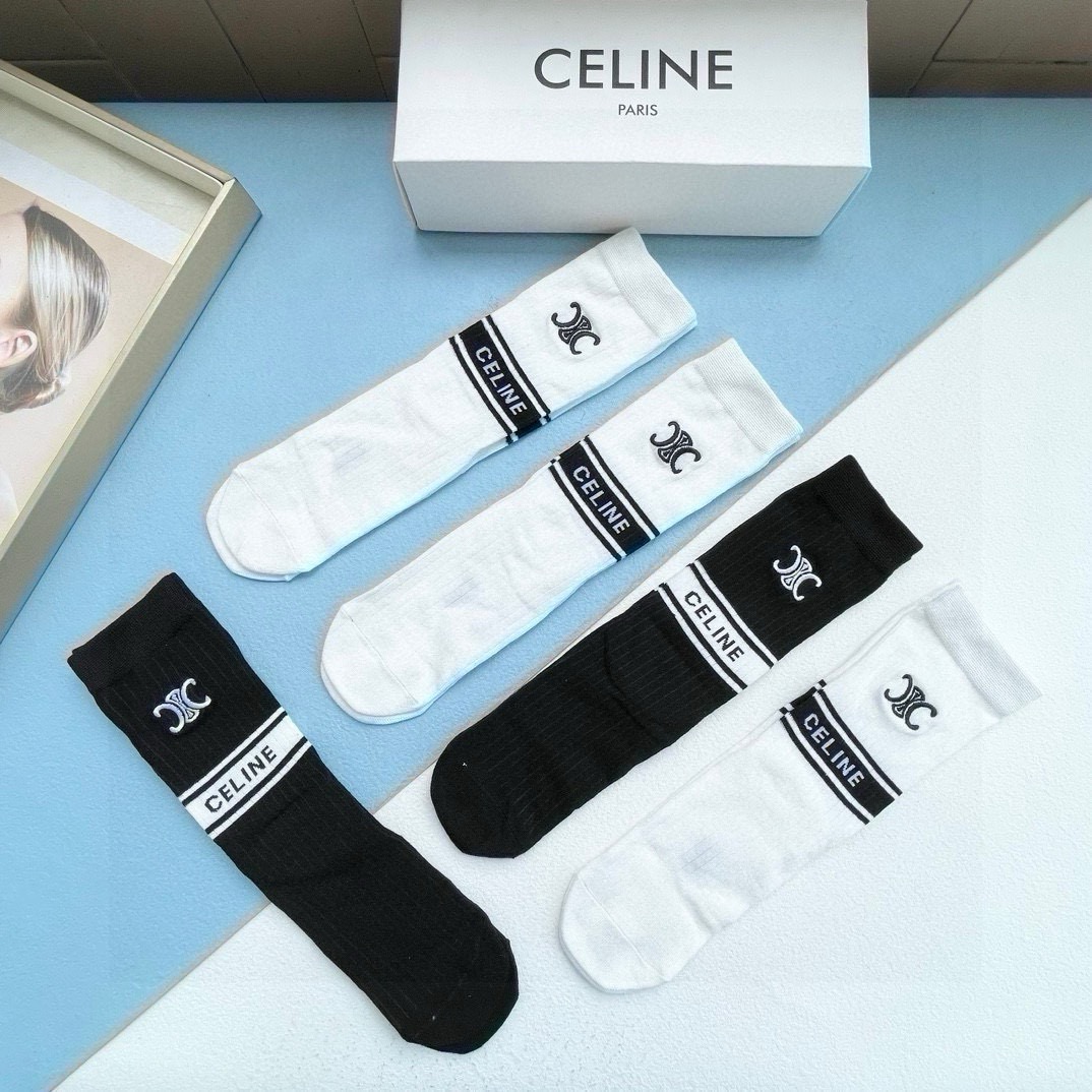 配包装【一盒五双】CELINE · 赛琳❗️高品质。超级爆款网红直筒袜子❗️ce家官网同步刺绣字母中筒袜，ins明星网红