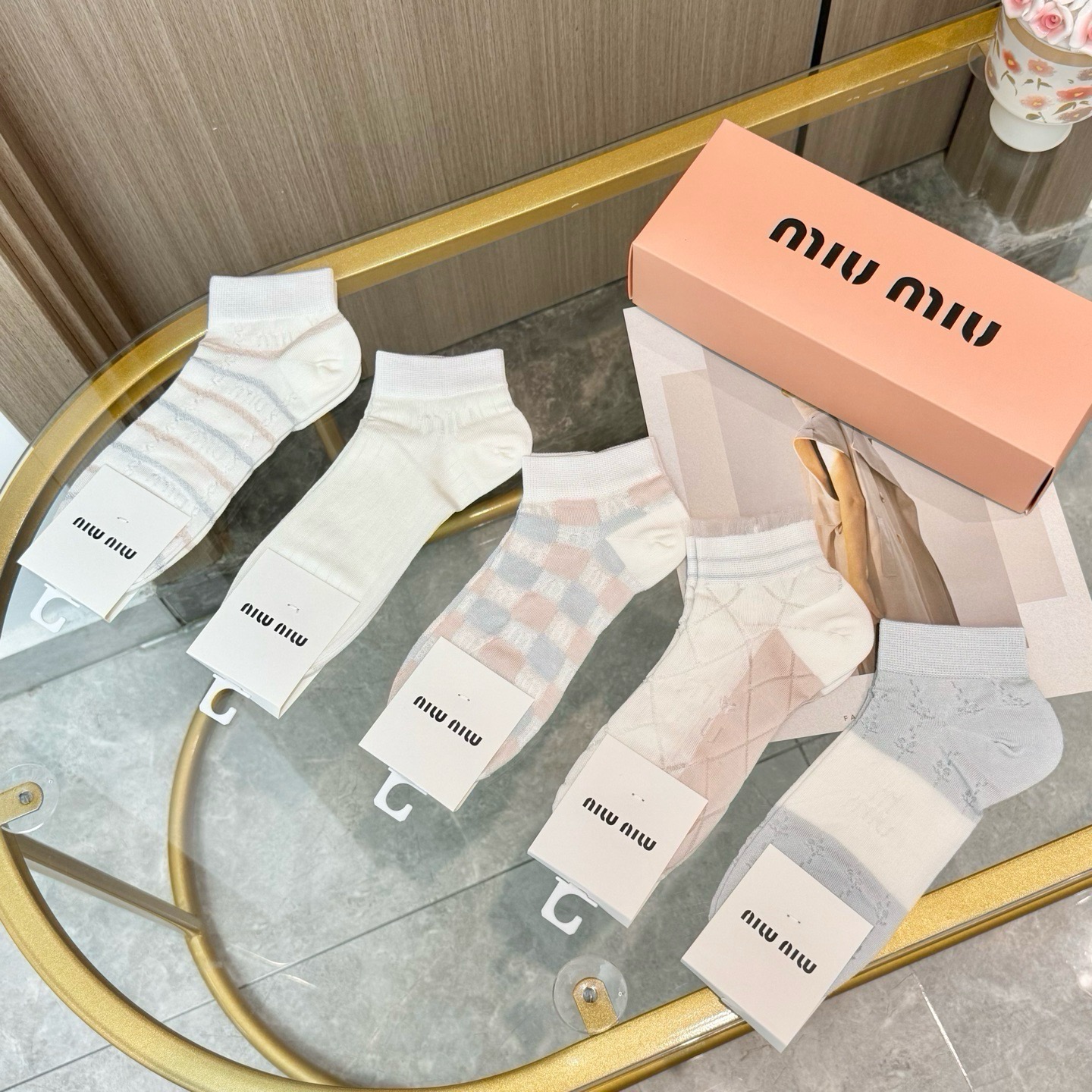 配包装【一盒五双】MIU MIU 缪缪 ins超火爆小单品，Vintage必备单品竹棉短袜🌟潮人必备 爆款，复古纹身短袜