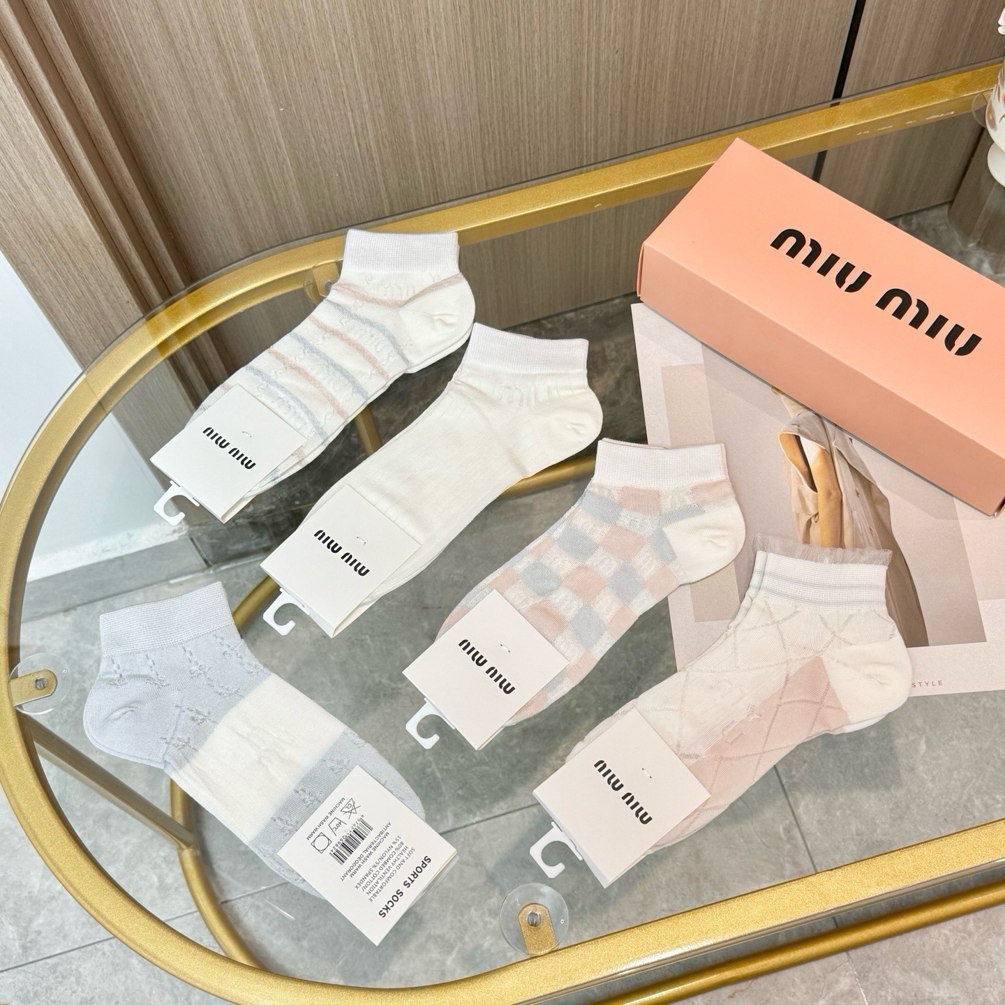 配包装【一盒五双】MIU MIU 缪缪 ins超火爆小单品，Vintage必备单品竹棉短袜🌟潮人必备 爆款，复古纹身短袜