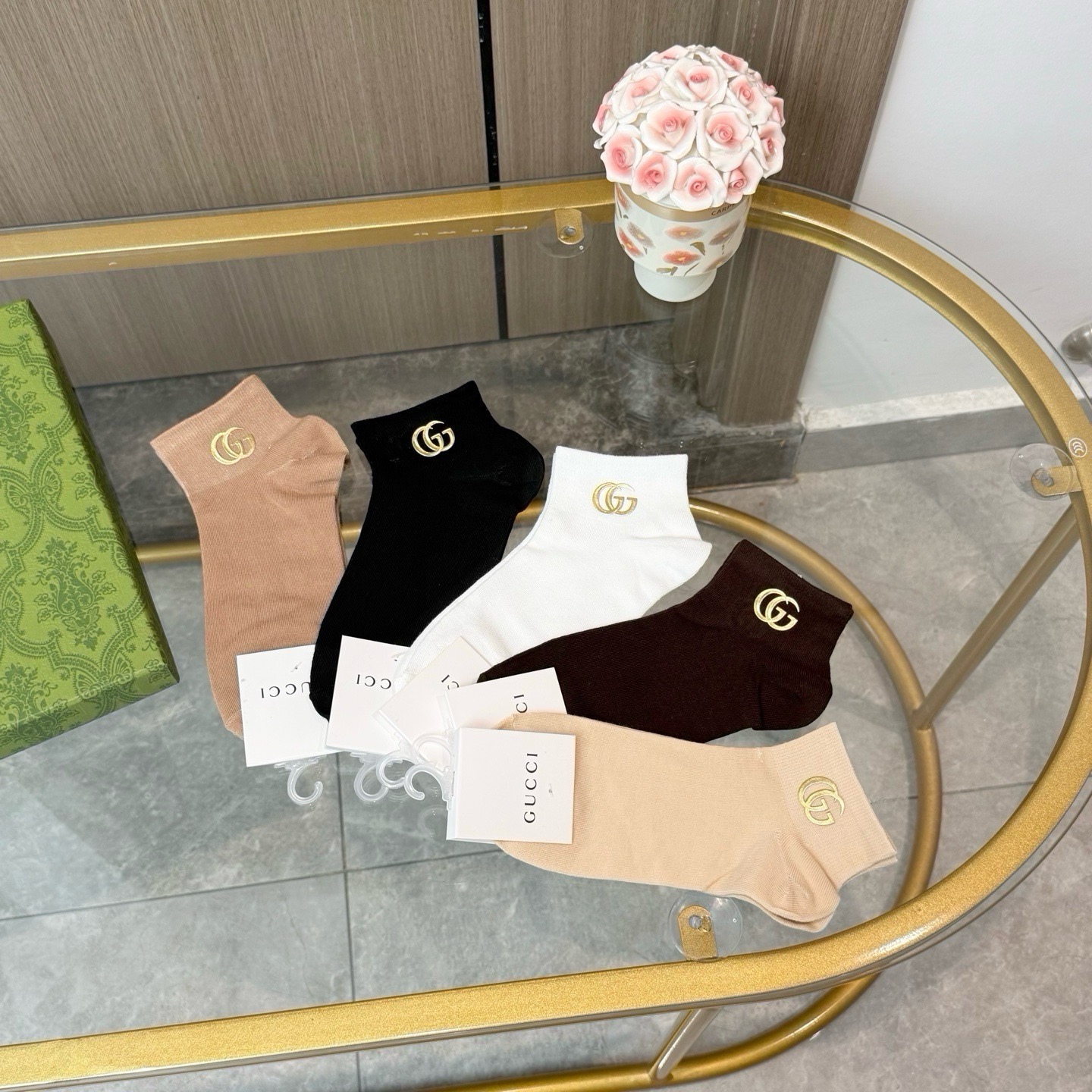 配包装【一盒五双】GUCCI · 古奇❗️GUCCI家新品烫金短筒男女款袜子❗️专柜同步长袜，超级经典的G家标志百看不厌