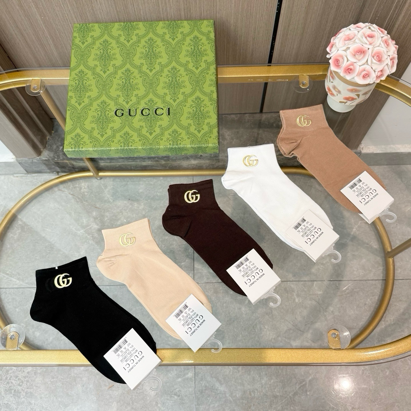 配包装【一盒五双】GUCCI · 古奇❗️GUCCI家新品烫金短筒男女款袜子❗️专柜同步长袜，超级经典的G家标志百看不厌