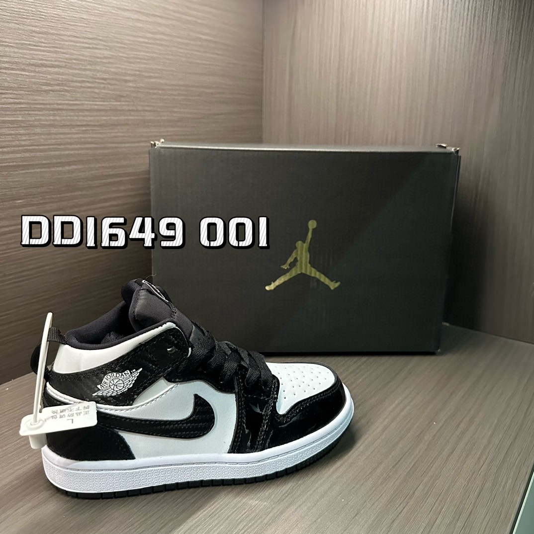 图片[7]-乔一专Ｇ版中帮儿童运动鞋22-37 AJ1大厂出品，做工用料完全不必担心😎鞋型设计对比ZP，超级无敌百搭❤️橡胶大底耐磨防滑✔️鞋面采用优质皮料，质感无敌柔软☁️-选品中心