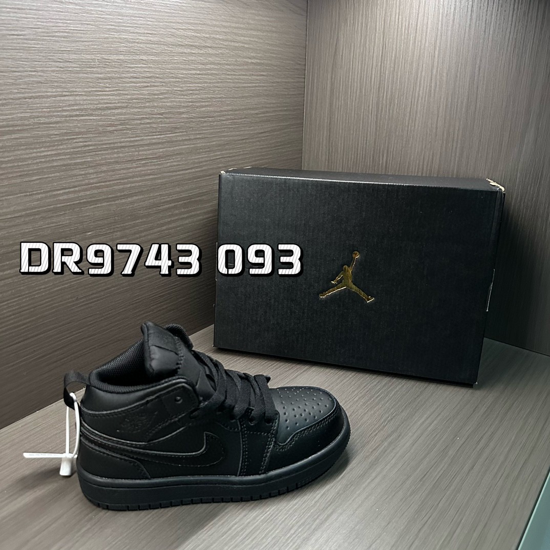 图片[4]-乔一专Ｇ版中帮儿童运动鞋22-37 AJ1大厂出品，做工用料完全不必担心😎鞋型设计对比ZP，超级无敌百搭❤️橡胶大底耐磨防滑✔️鞋面采用优质皮料，质感无敌柔软☁️-选品中心