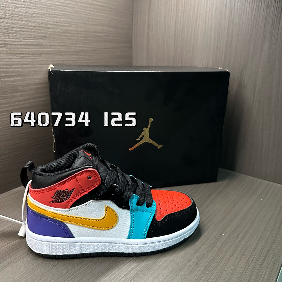 图片[27]-乔一专Ｇ版中帮儿童运动鞋22-37 AJ1大厂出品，做工用料完全不必担心😎鞋型设计对比ZP，超级无敌百搭❤️橡胶大底耐磨防滑✔️鞋面采用优质皮料，质感无敌柔软☁️-选品中心