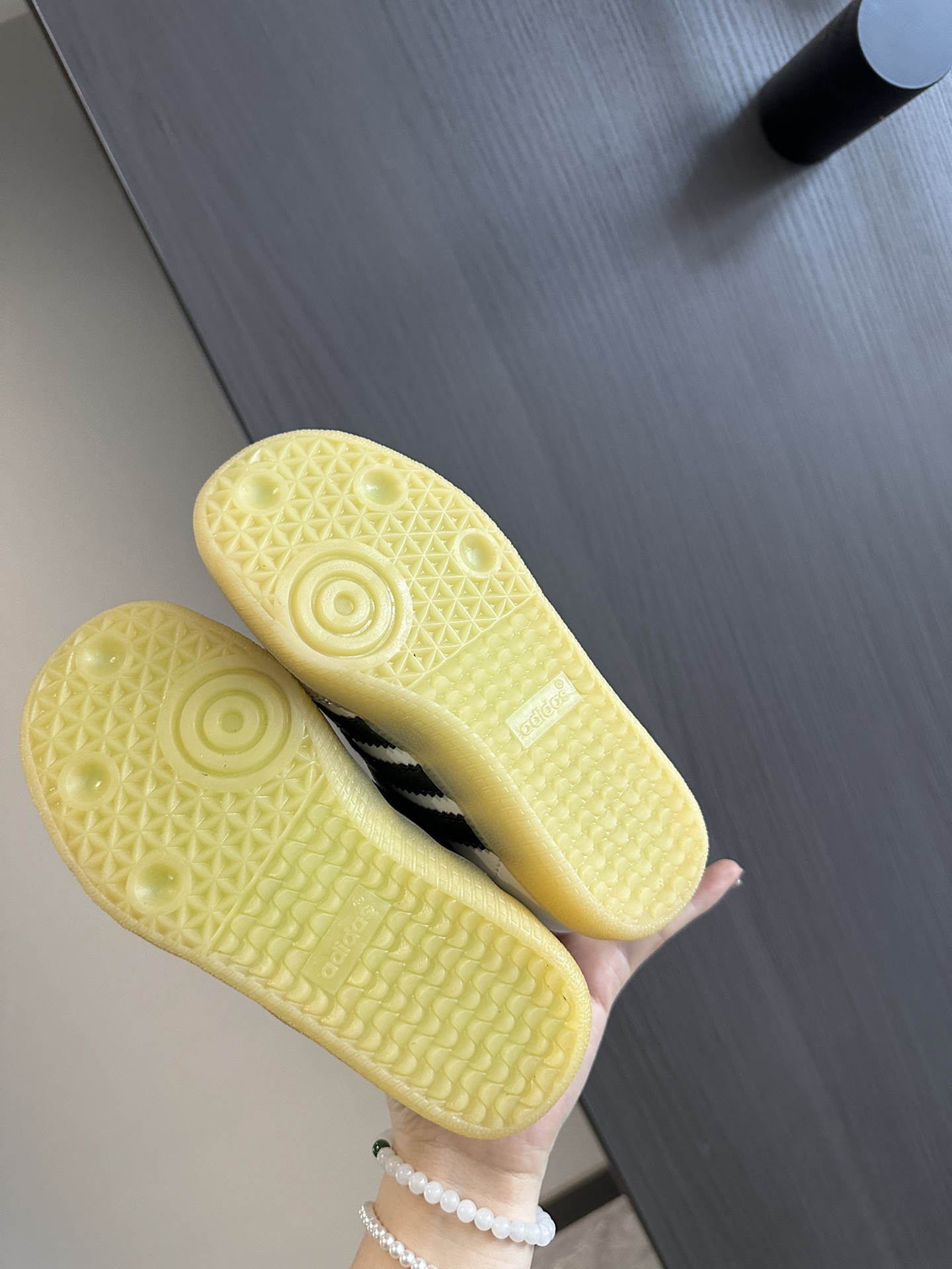 图片[6]-📣 德训联名儿童休闲鞋 尺码：22-37码 爱惨了德训系列🆕 新工厂新工艺新配色👏🏻 优质皮料拼接，质感满满💯 耐磨防滑大底，脚感超赞👍🏻 肯定给你同等品质的最低价！绝对性价比之王-选品中心