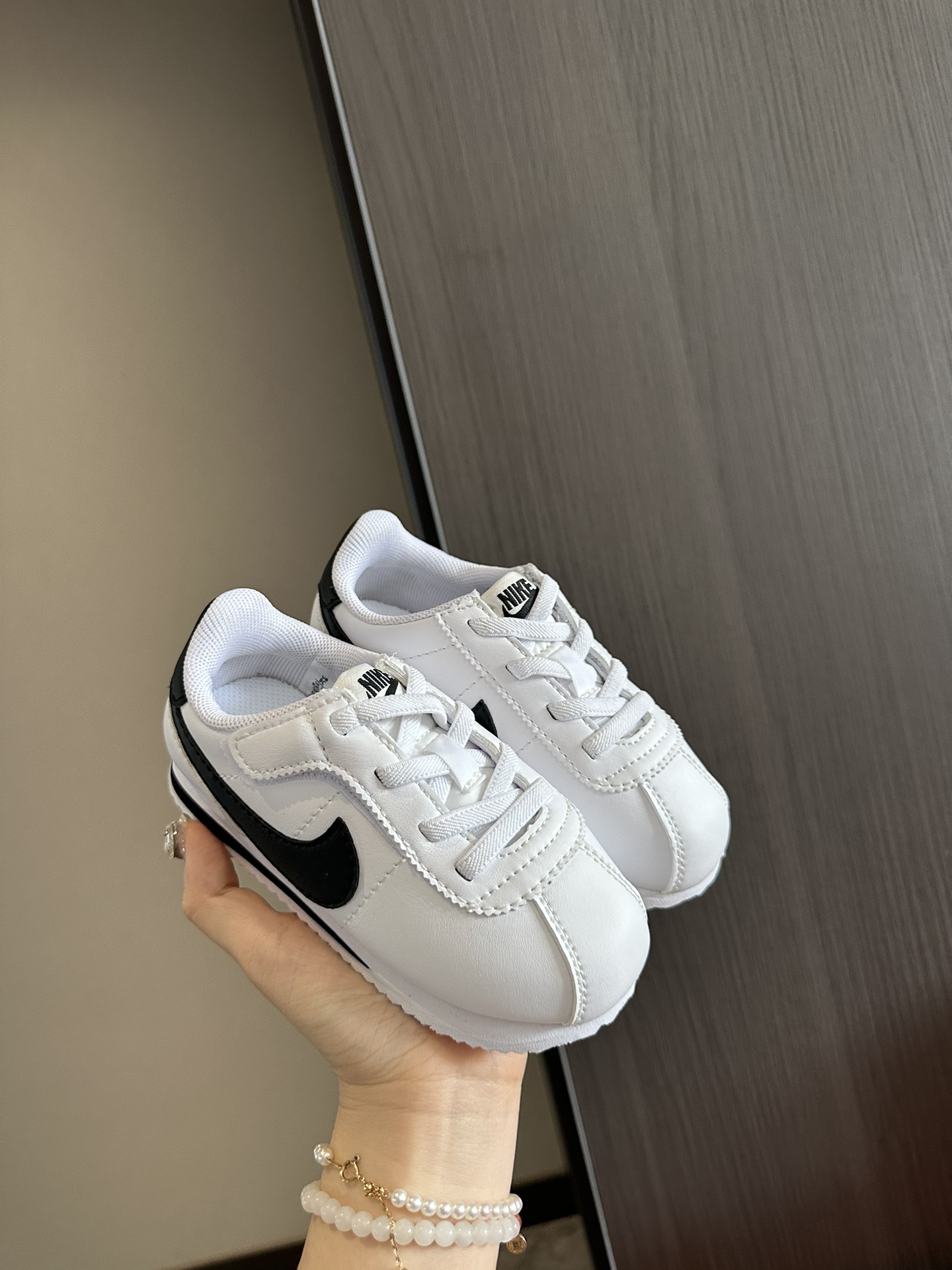 图片[9]-又便宜又好穿又舒服又百搭的阿甘鞋，今天真的要推爆它！！百搭潮款，宝妈们赶紧下手，给自己的宝宝入手一双～-选品中心