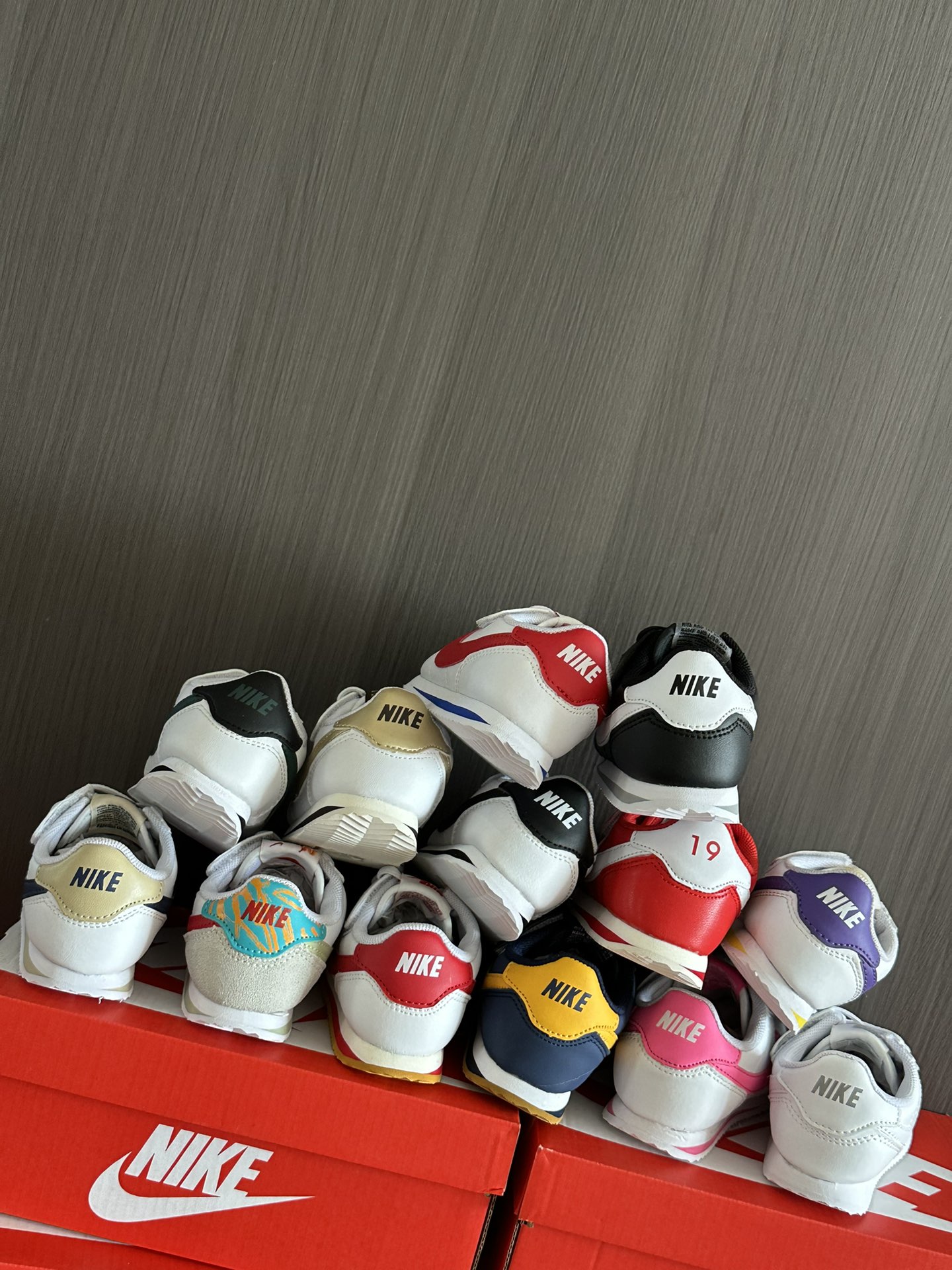 你可以永远相信阿甘鞋，它绝对不会让你失望！！小孩子穿阿甘是真的很好看！特别好搭衣服-选品中心