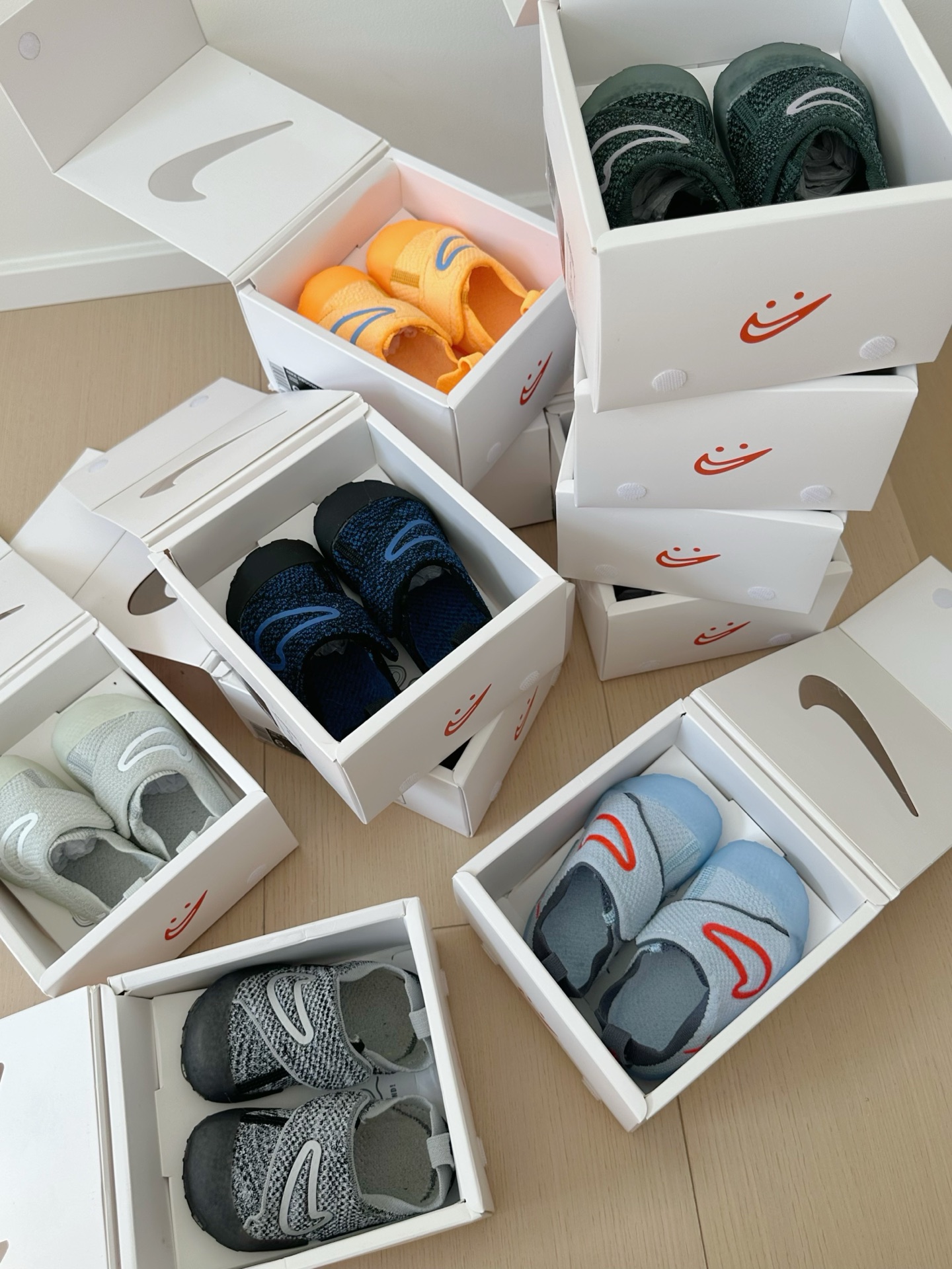 自身重量基本可以忽略的那种轻……穿上可以起飞的那种！还没一颗鸡蛋重！鞋底防滑好学步-选品中心