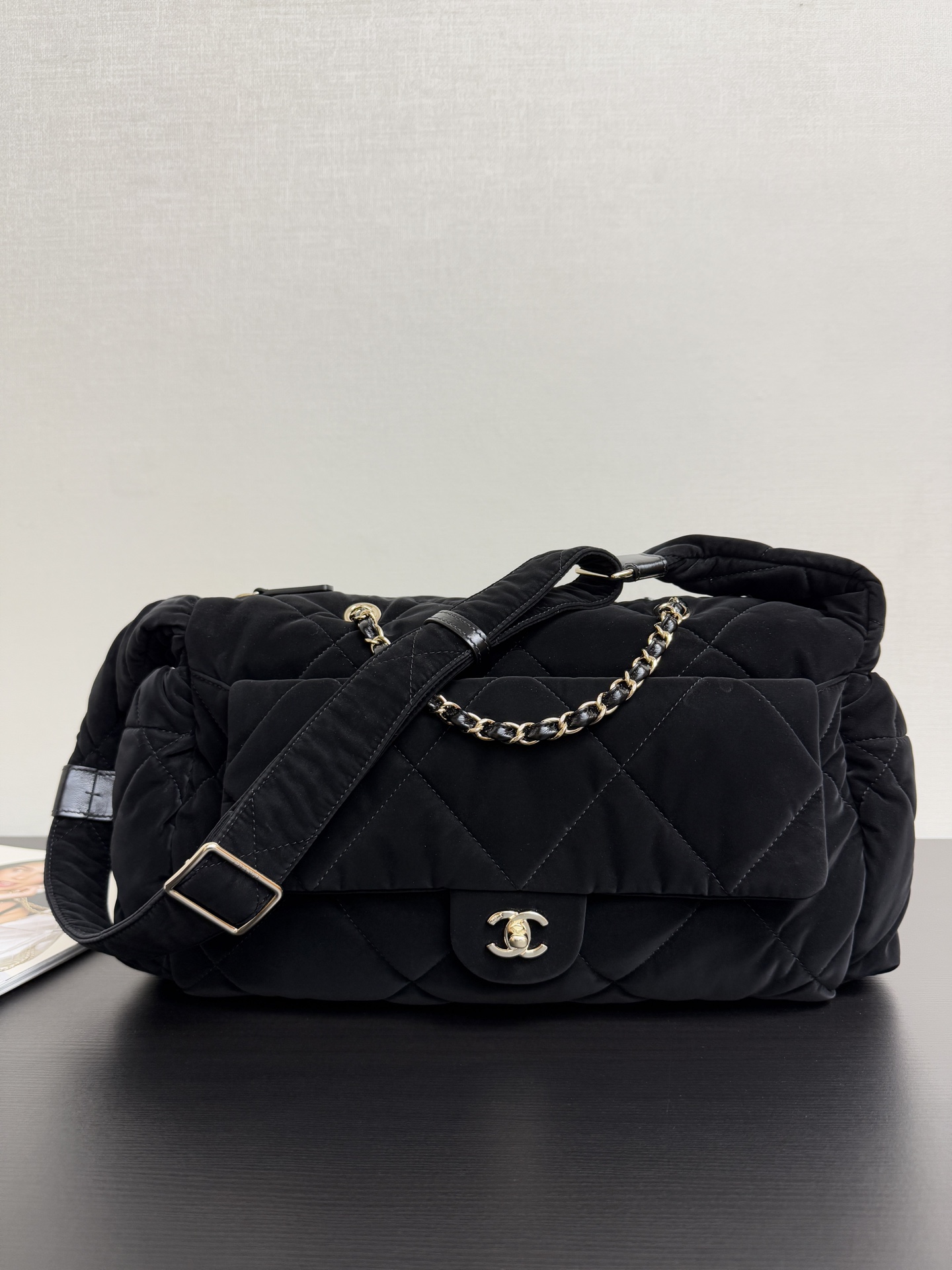 Bolsa de esquí Spot 25n con hebilla dorada clara