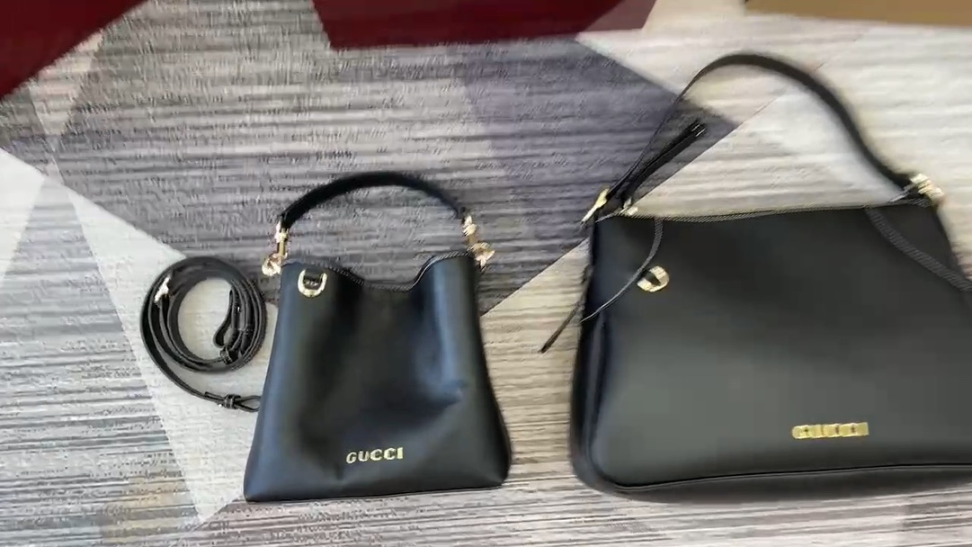 Co 1: 1 replika
 Gucci