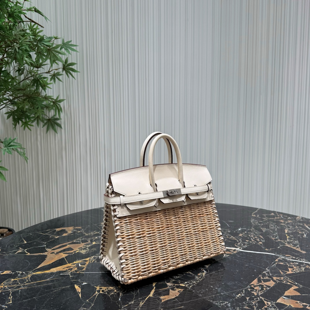 Hermès Rare summer models arrive Birkin25 Picnic
