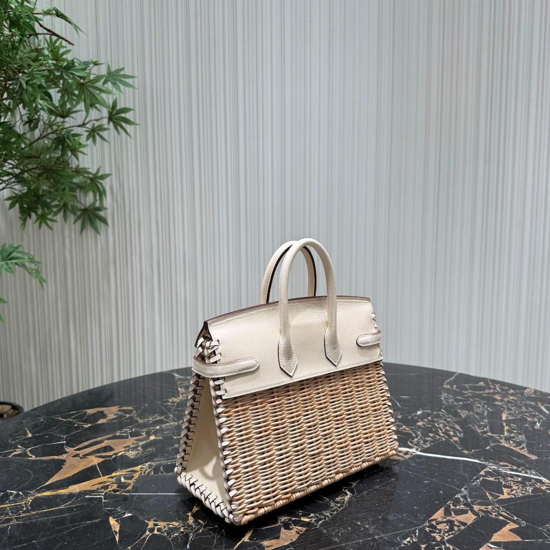Hermès Rare summer models arrive Birkin25 Picnic