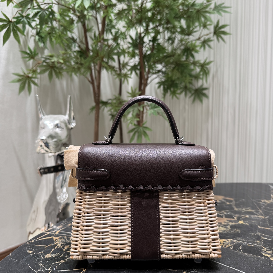 Hermès Rare summer style arrives Kelly 20 picnic K20 picnic bag